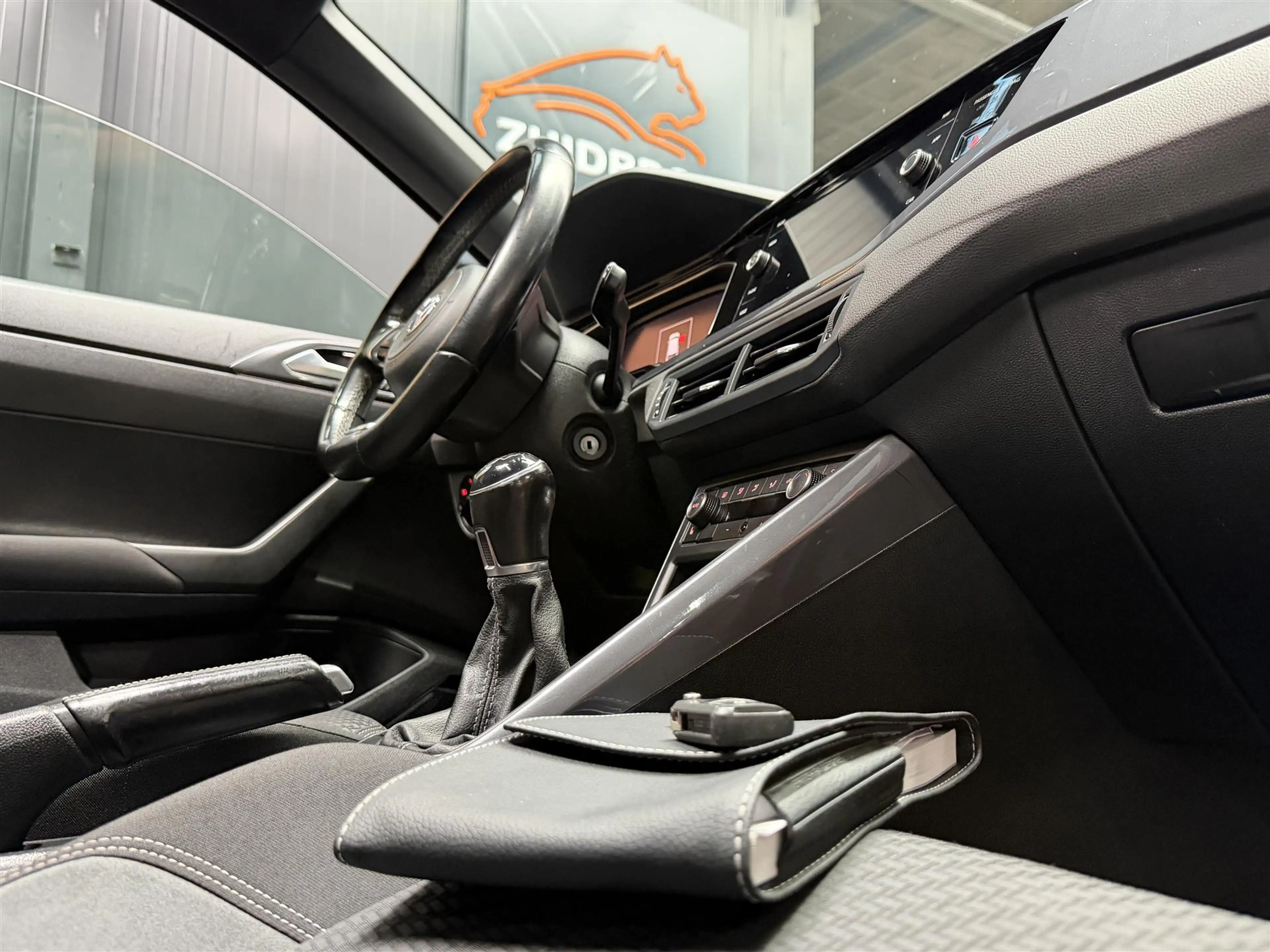 Volkswagen Polo 1.0 TSI R-Line | Pano | Navi | clima 5-Drs — photo 25