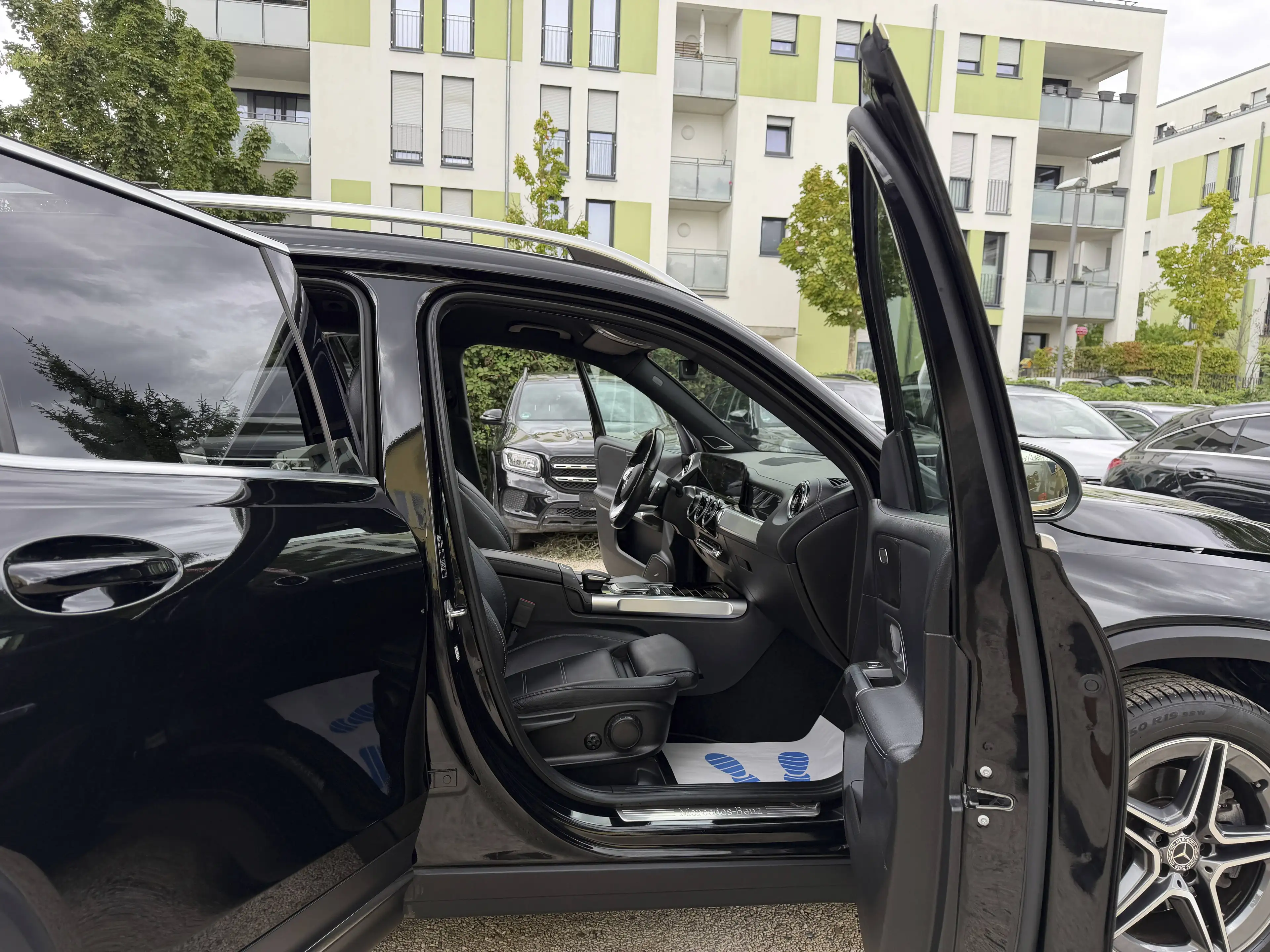 Mercedes-Benz GLB 220 GLB 220 d AMG Line ACC+360°+BURMESTER+LEDER+TOTWINKEL+SPUR. — photo 11
