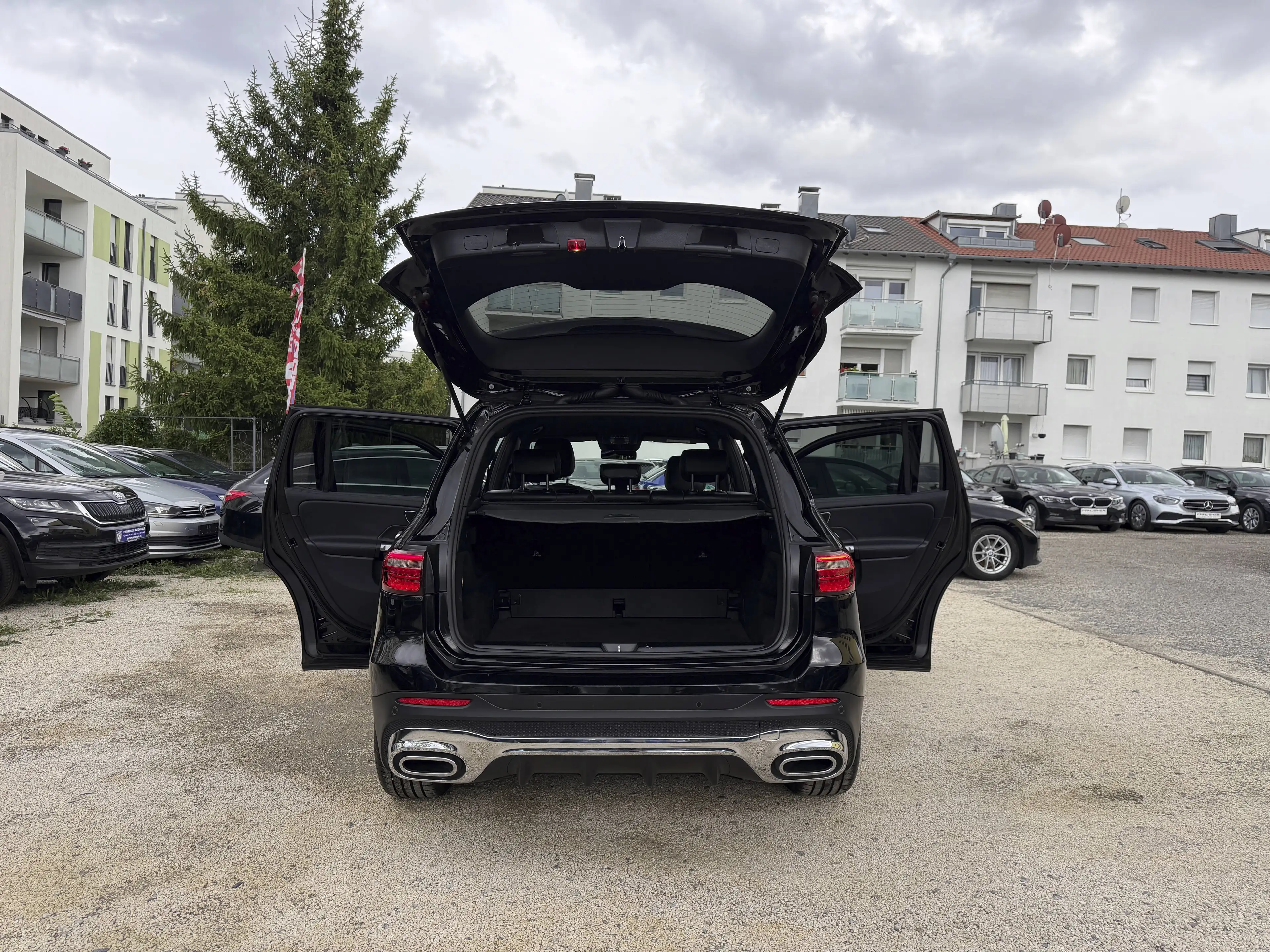 Mercedes-Benz GLB 220 GLB 220 d AMG Line ACC+360°+BURMESTER+LEDER+TOTWINKEL+SPUR. — photo 9