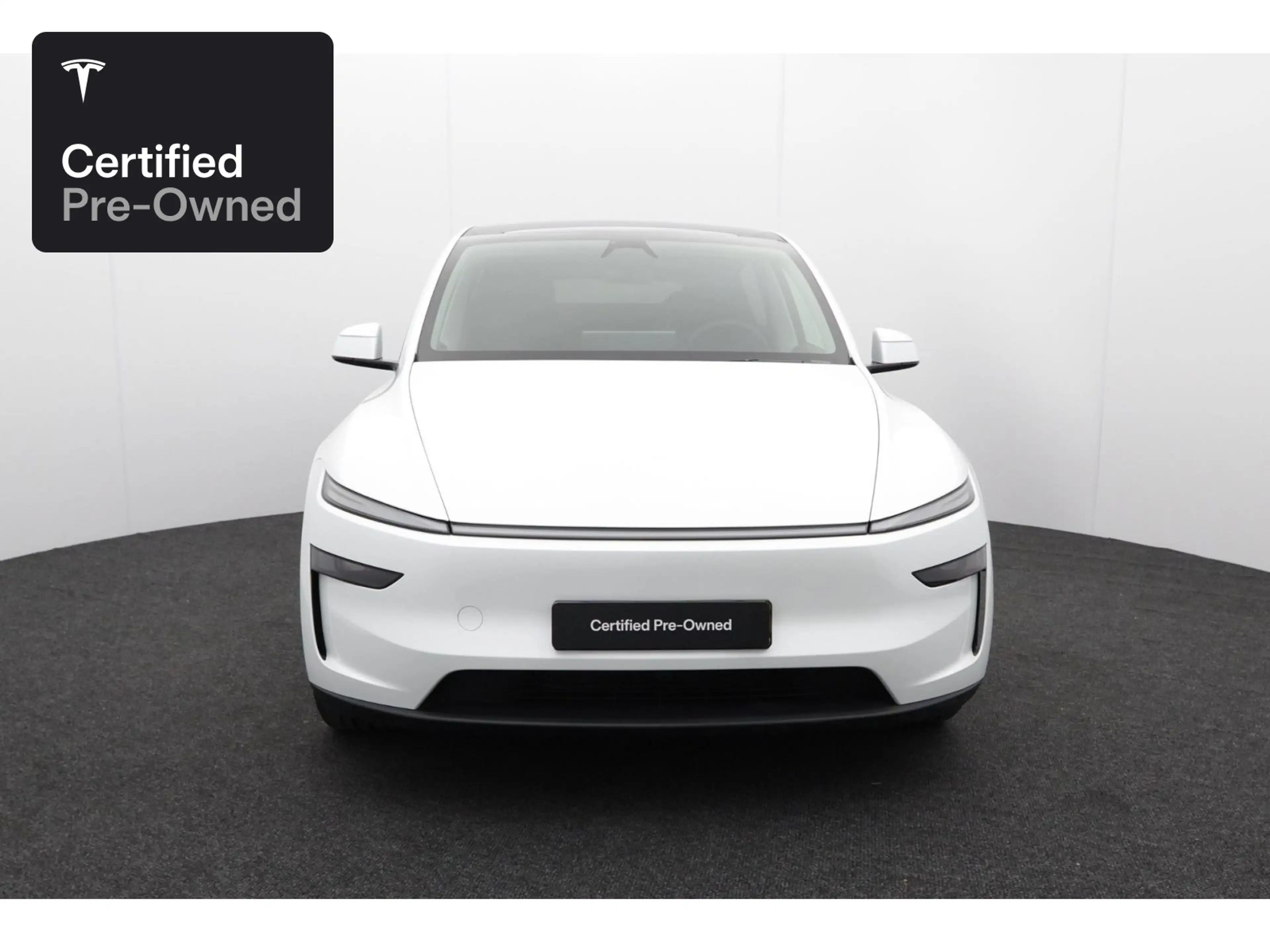 Tesla Model Y Rear-Wheel Drive “Certified Pre-Owned” — photo 4
