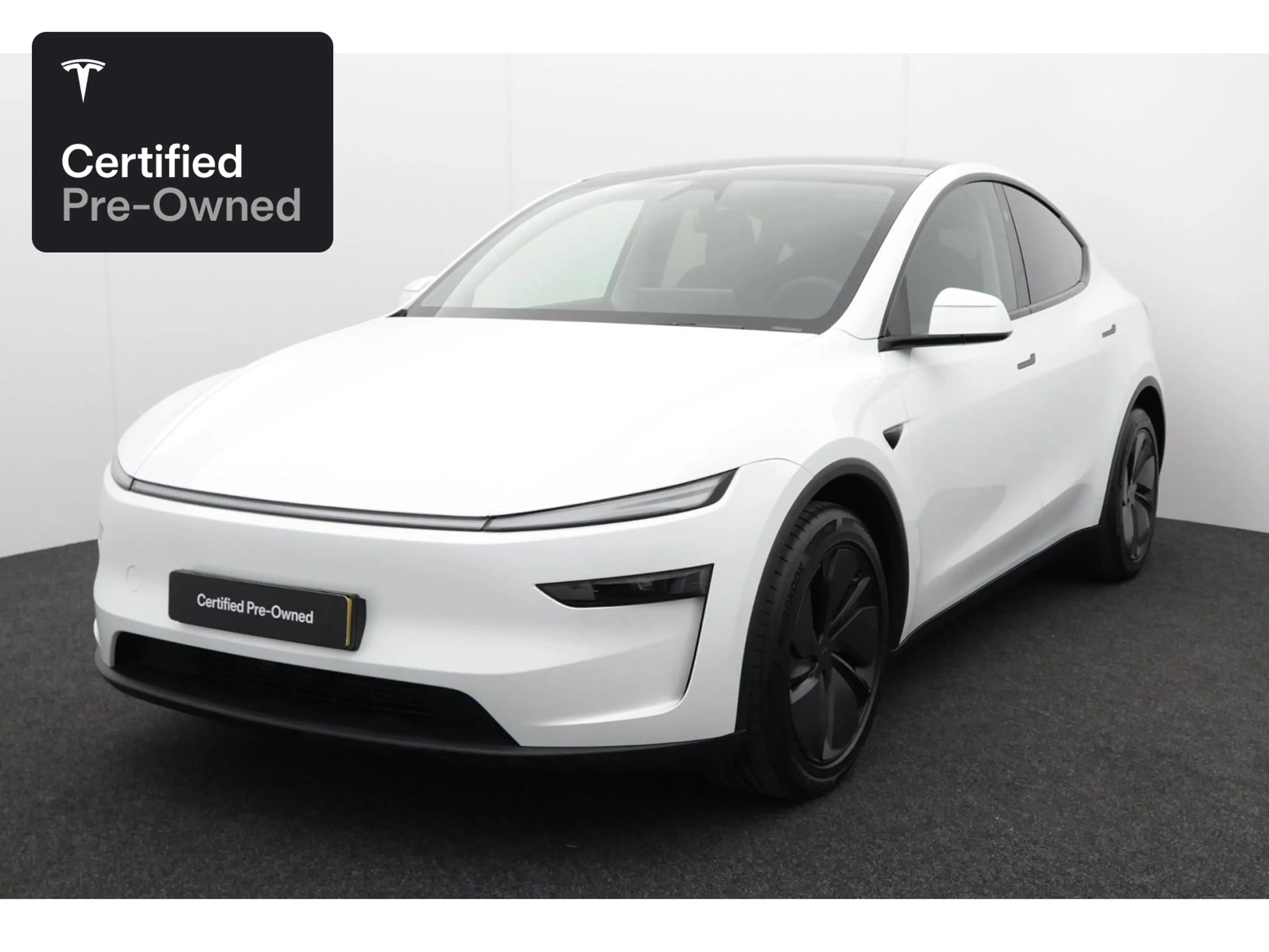 Tesla Model Y Rear-Wheel Drive “Certified Pre-Owned” — photo 2