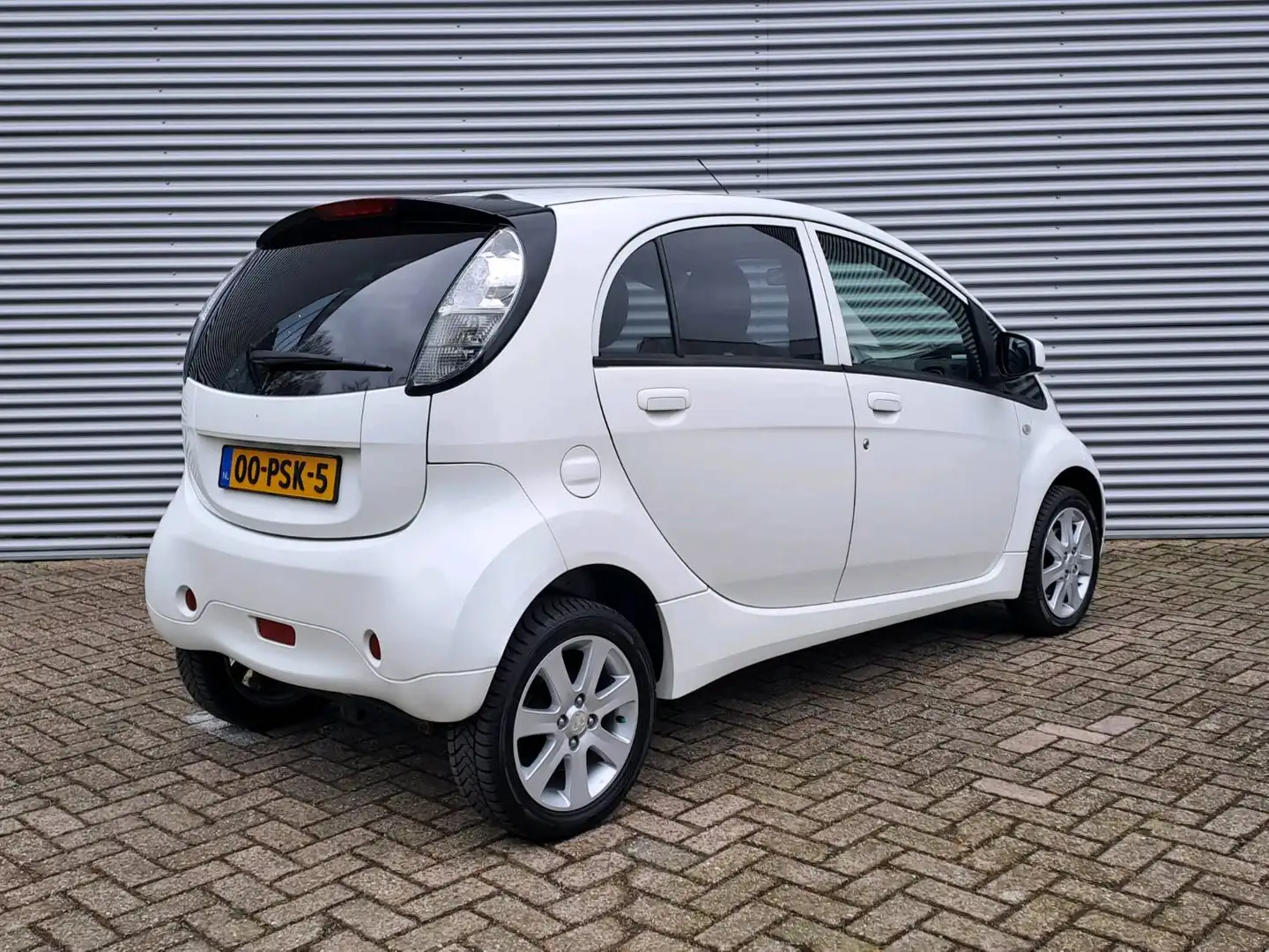 Mitsubishi I-MiEV 4-peroons 100% Elektrisch! | €2000,- Subsidie in 2 White - 2