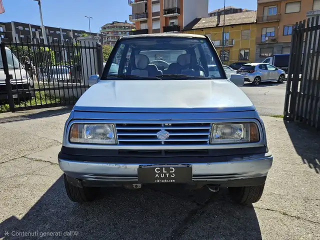 Suzuki Vitara view 2