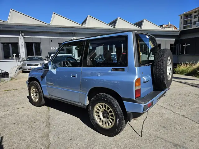 Suzuki Vitara view 5
