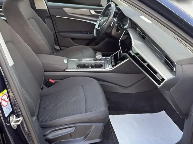 Audi A6 view 13