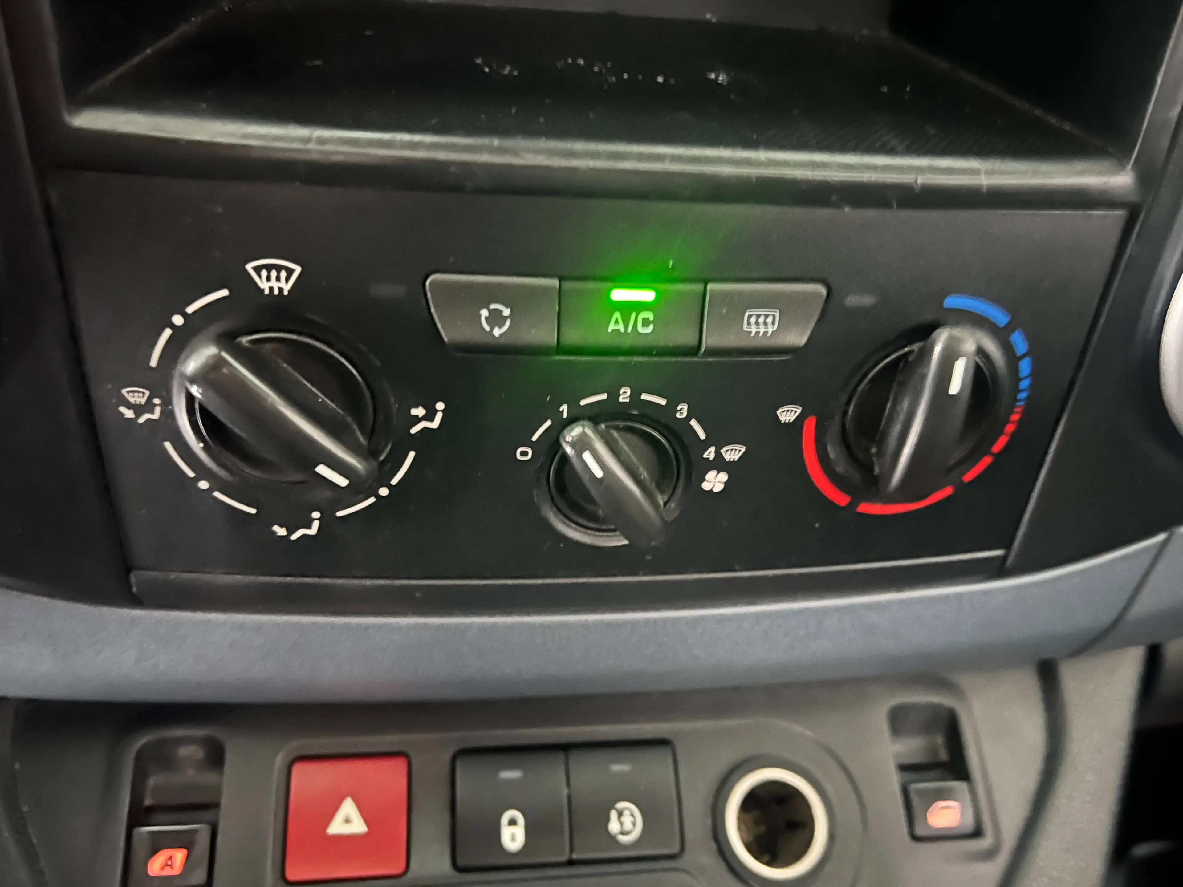 Peugeot Partner Tepee 1.6 HDi //GEKEURD/CAR PASS/garantie — photo 15