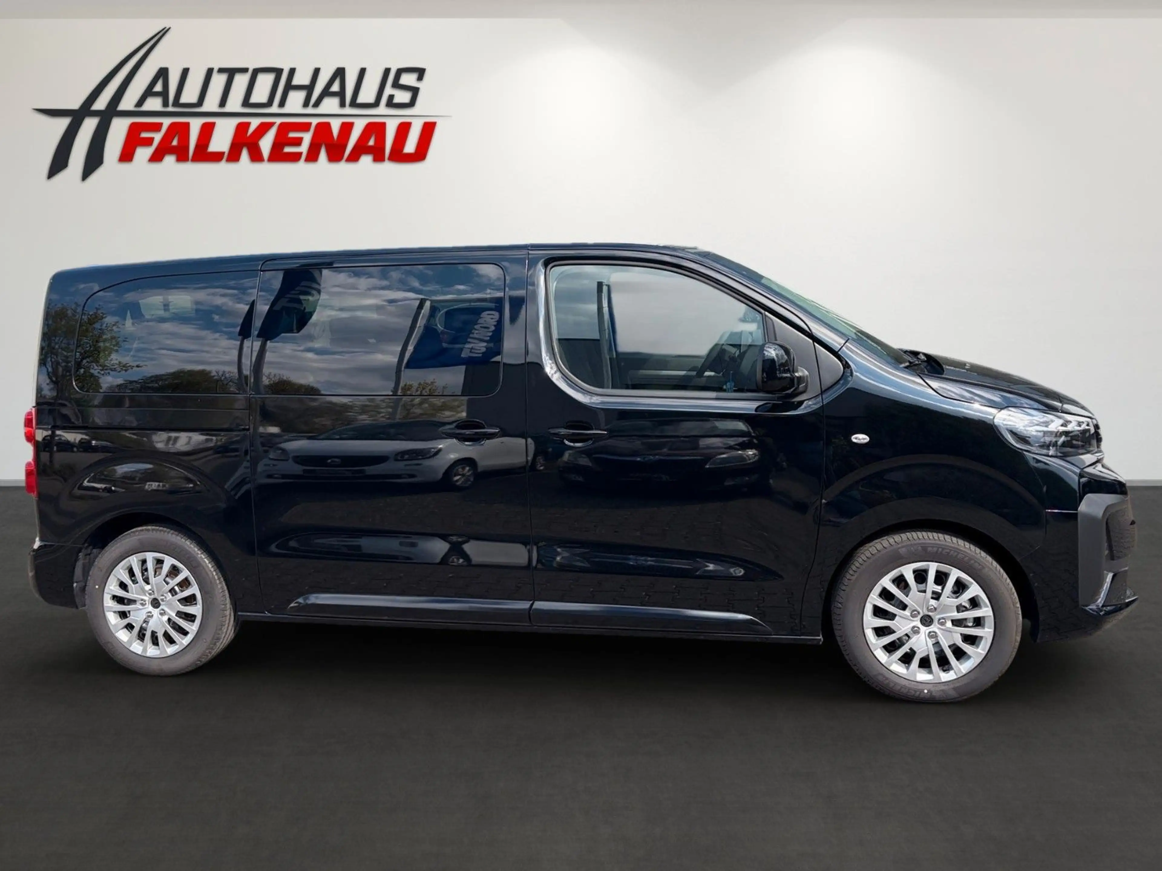 Peugeot Traveller Active L2 *8-Sitzer, AHK, CarPlay* — photo 4