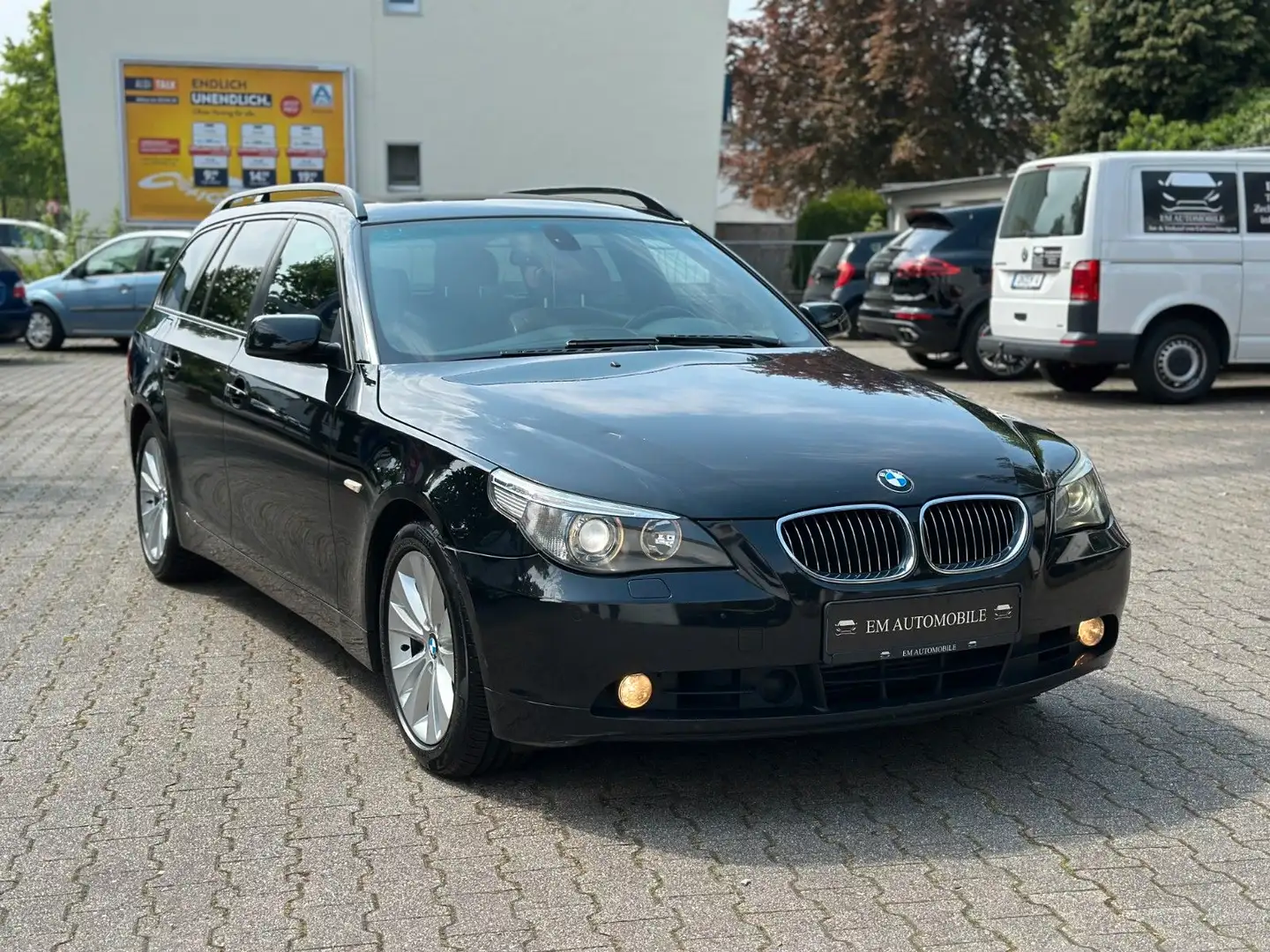 BMW 525 d*177ps*2.Hand*Hu Neu*VOLL*Pano*Komfort*Ins* Fekete - 1