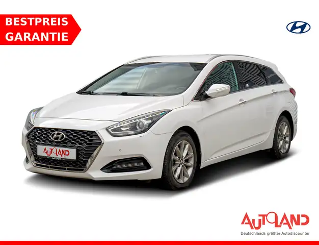 Hyundai i40 Kombi 1.6 blue Space Navi ACC Kamera DAB