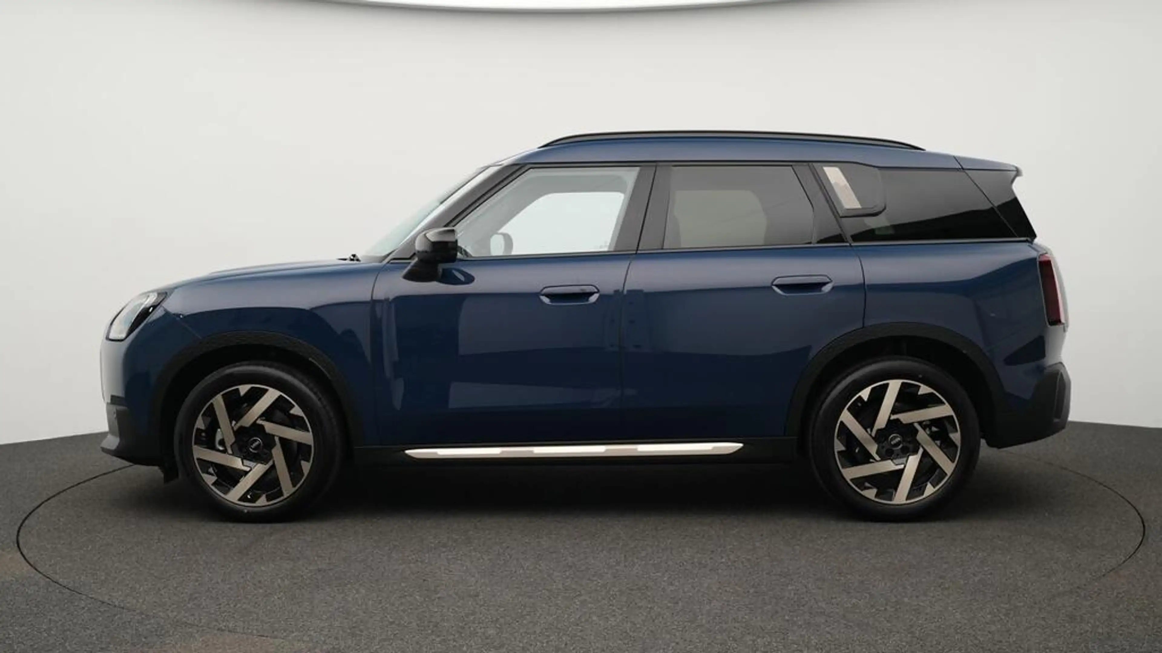 MINI Countryman C Favoured Trim — photo 2