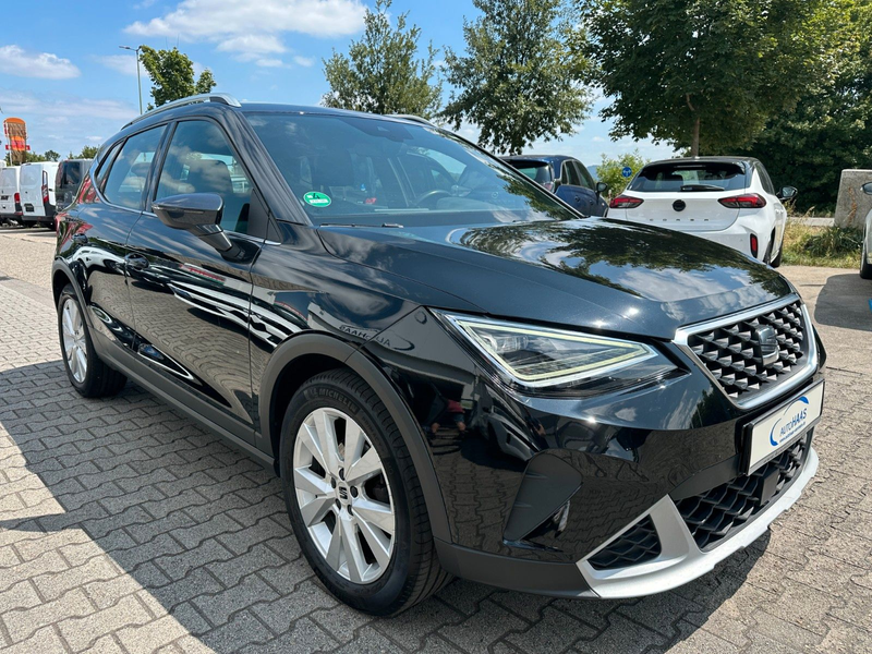 SEAT Arona Xperience*KeyGO*LED*Sitzheiz.*ACC*AppLink* — photo 6