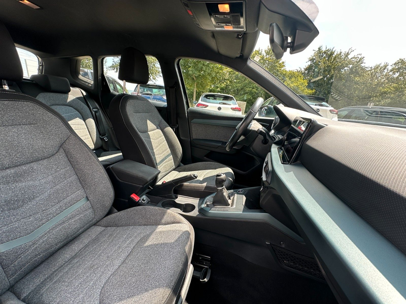 SEAT Arona Xperience*KeyGO*LED*Sitzheiz.*ACC*AppLink* — photo 9