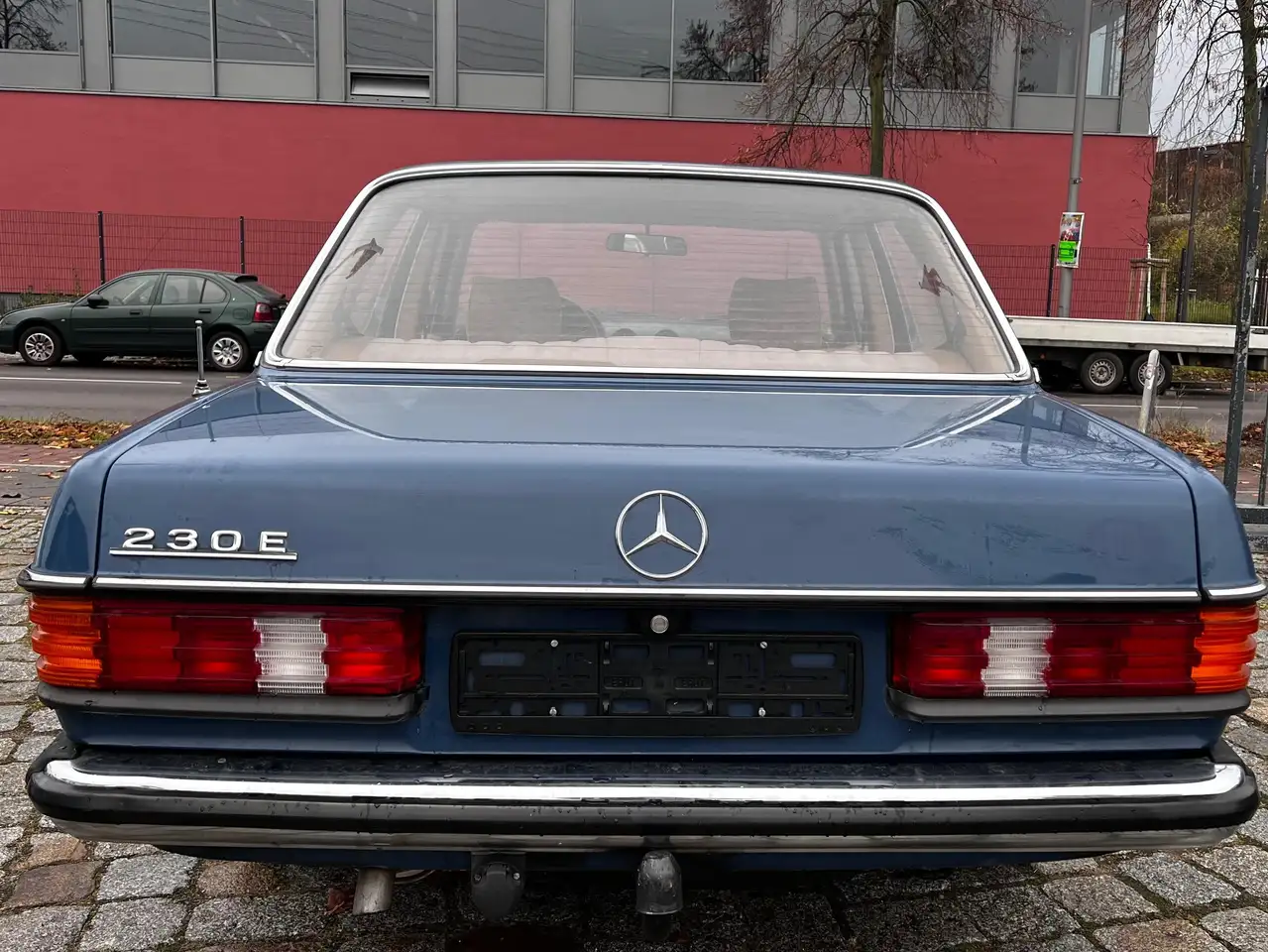Mercedes-Benz Baureihe 123 230 E, foto 5