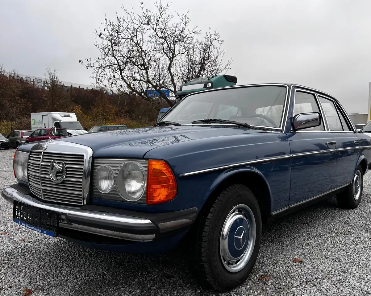 Mercedes-Benz Baureihe 123 230 E, foto 9