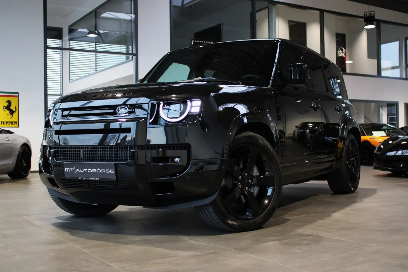 Land Rover Defender DEFENDER 110 D350 *X-DYNAMIC HSE* FACELIFT 2026! Schwarz - 2