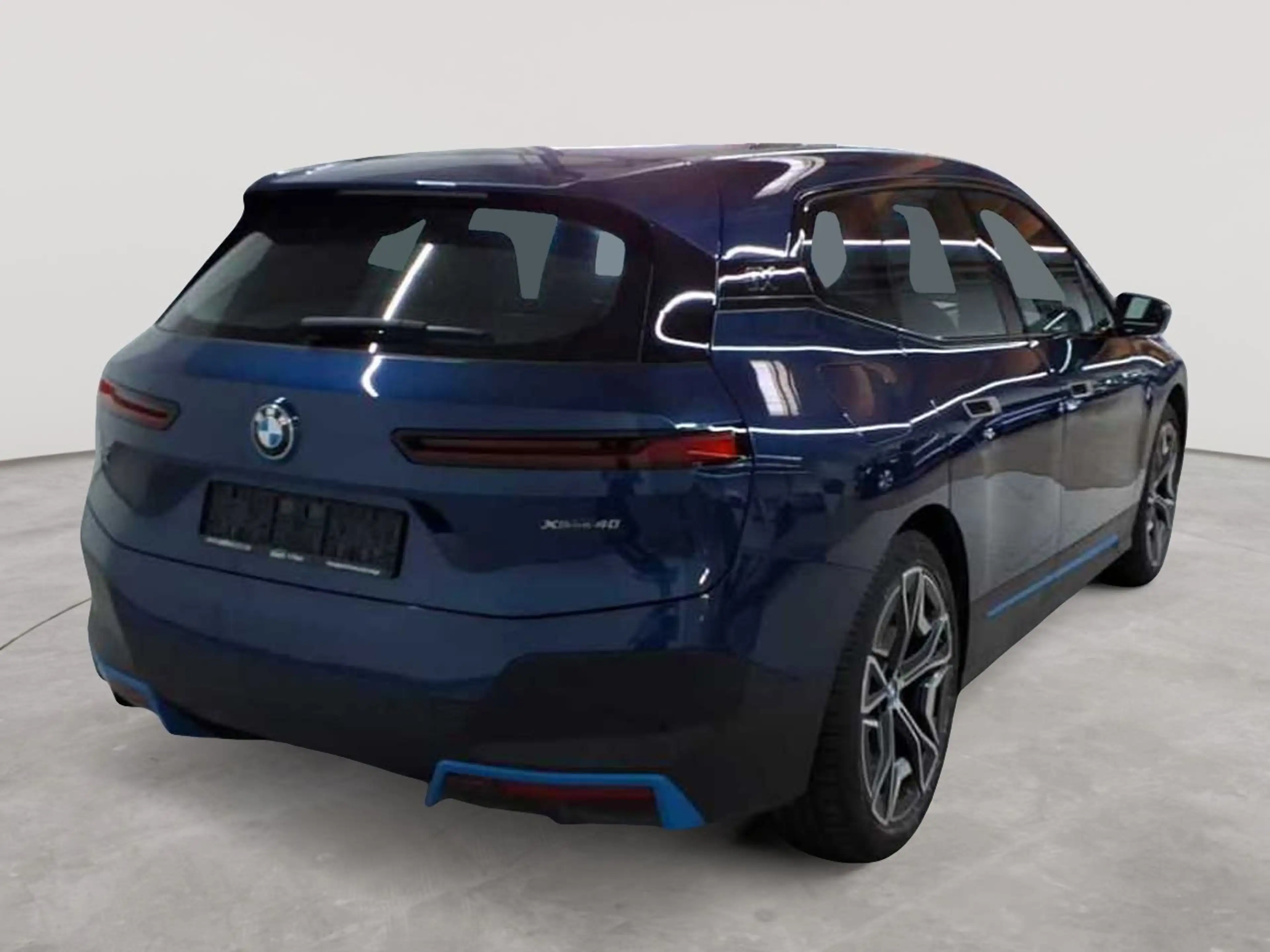 BMW iX iX xDrive40 Sky Lounge 22´AHK H&K Leder — photo 4