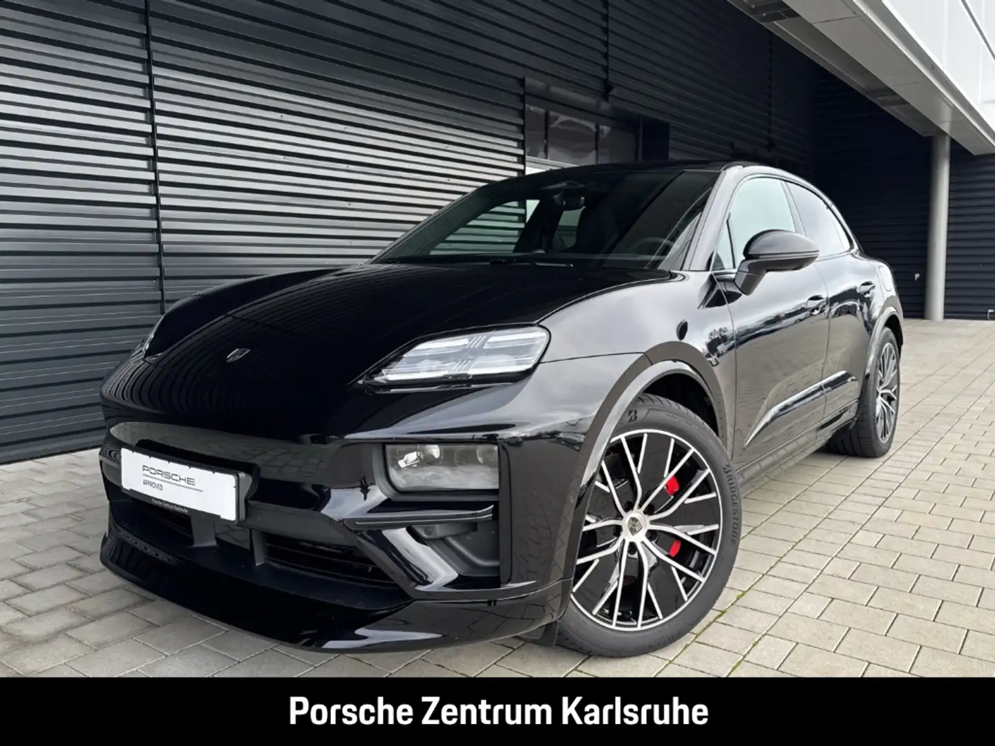 Porsche Macan Turbo HA-Lenkung InnoDrive Surround-View Schwarz - 1