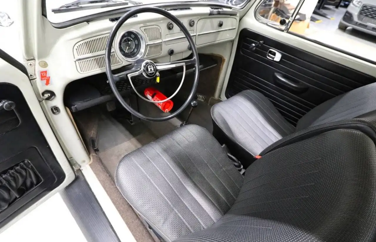 Volkswagen Coccinelle 1300 (1968), foto 2