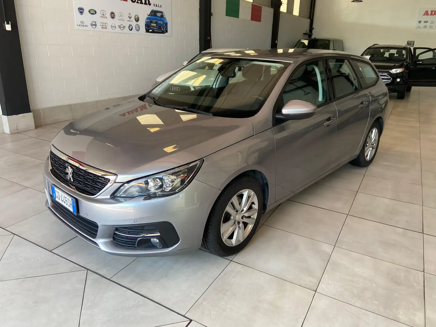Peugeot 308 308 II 2018 SW SW 1.5 bluehdi Active Business s Grigio - 2