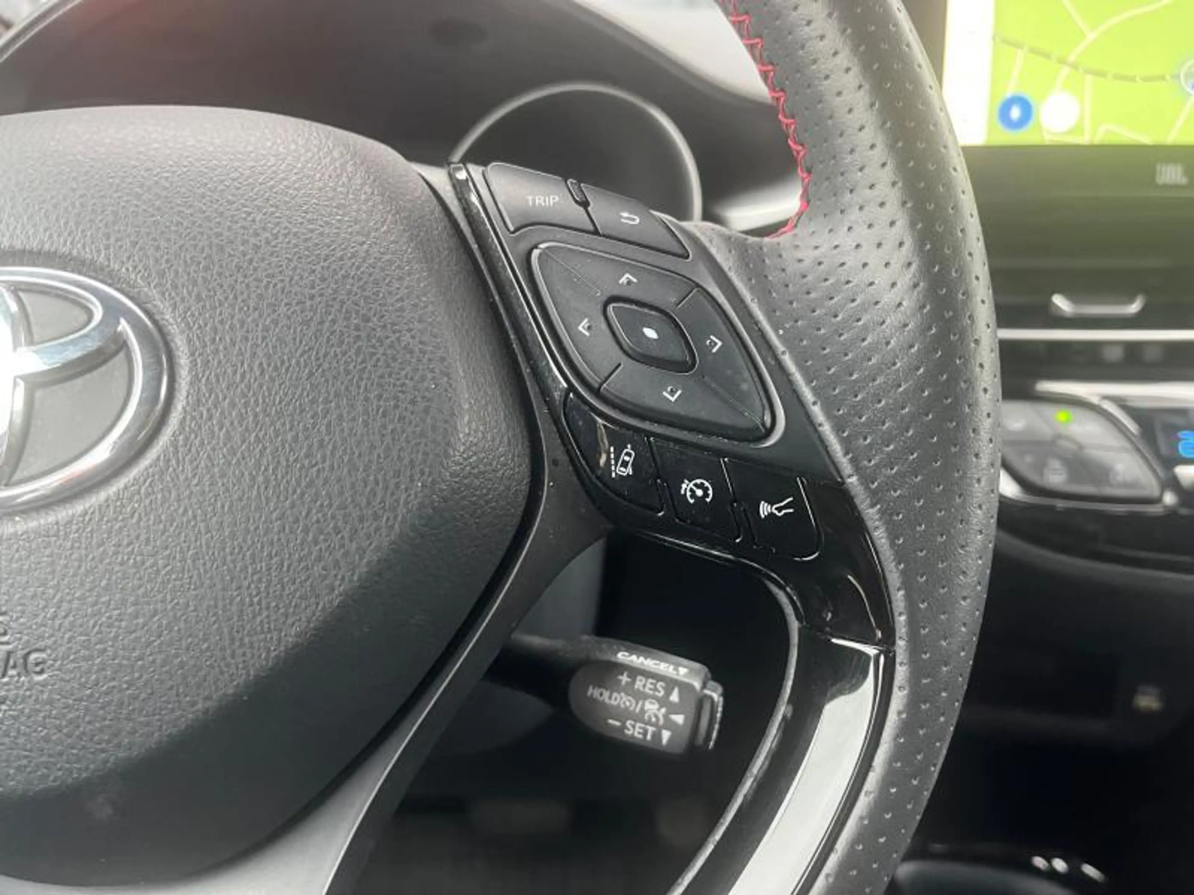 Toyota C-HR GR Sport — photo 11