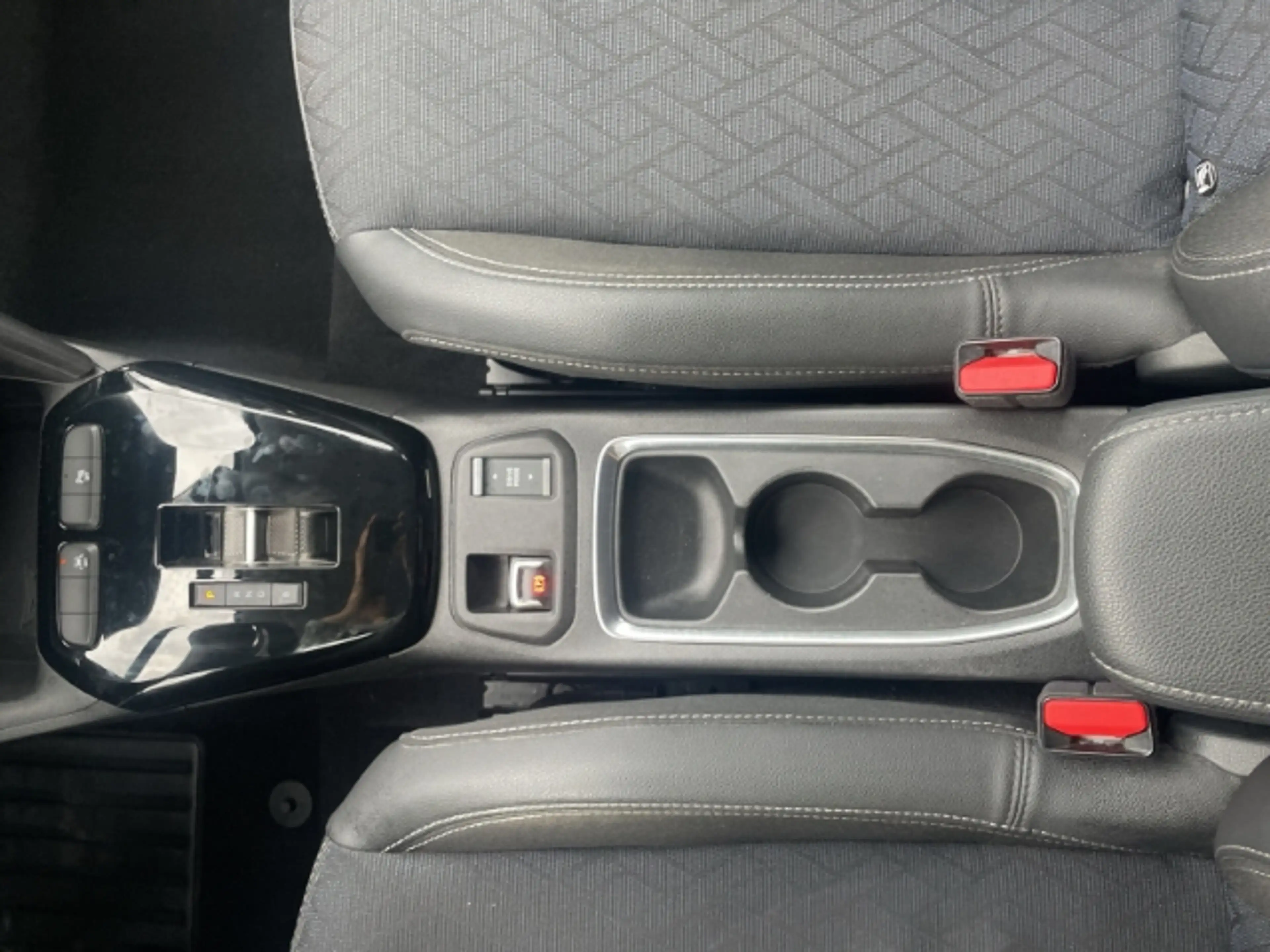Opel Corsa-e Elegance LED - Sitzheizung - Rückfahrkamera - Appl — photo 23