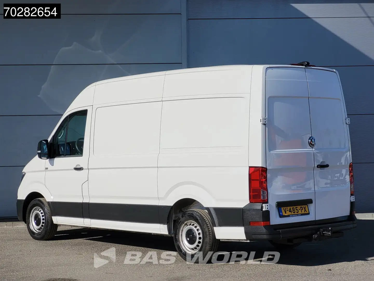 Volkswagen Crafter 102pk L3H3 Navi Trekhaak Airco Cruise Camera Euro6 Wit - 2