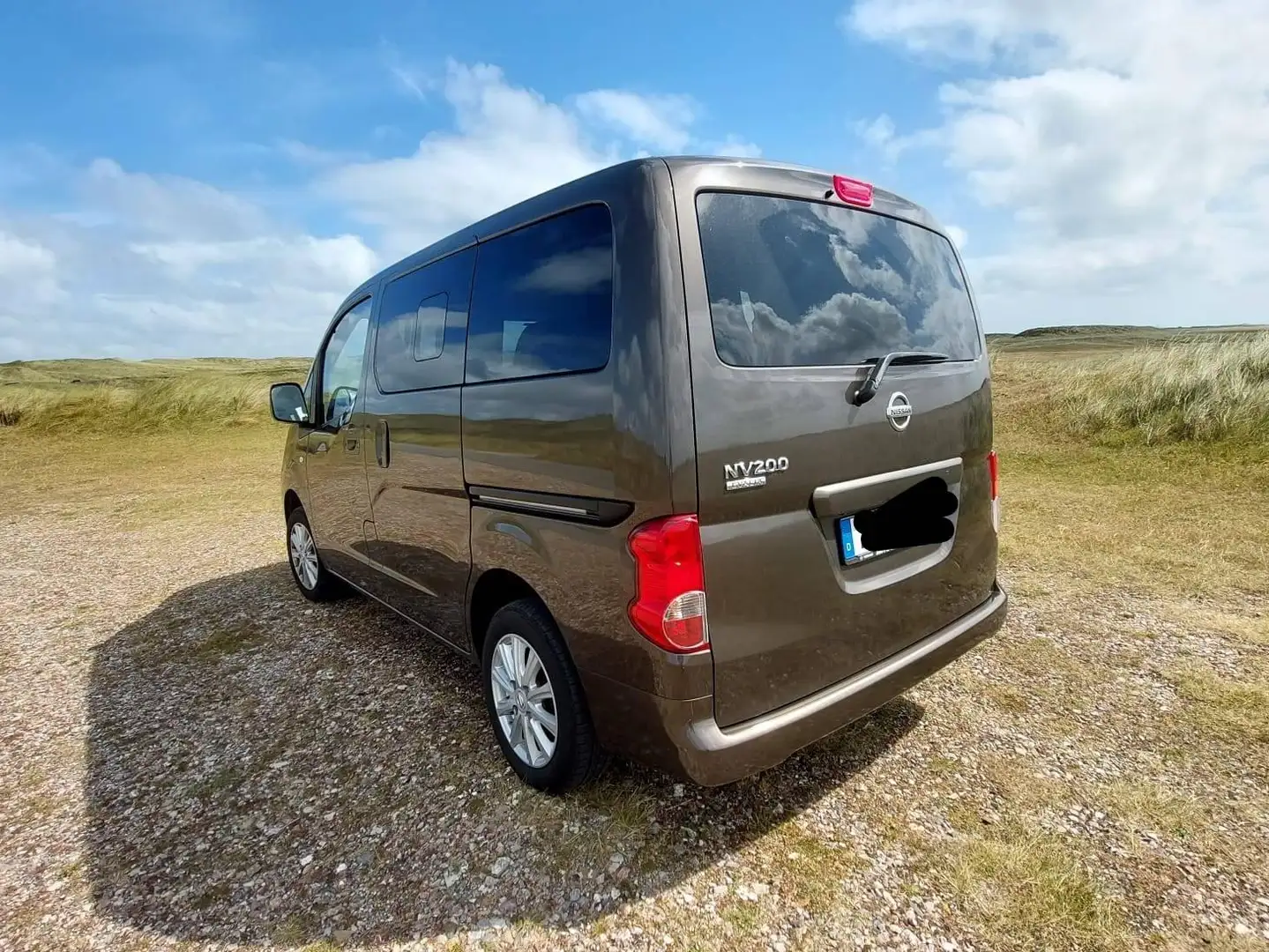 Nissan Evalia NV200 1.5 EU6 Comfort Braun - 1
