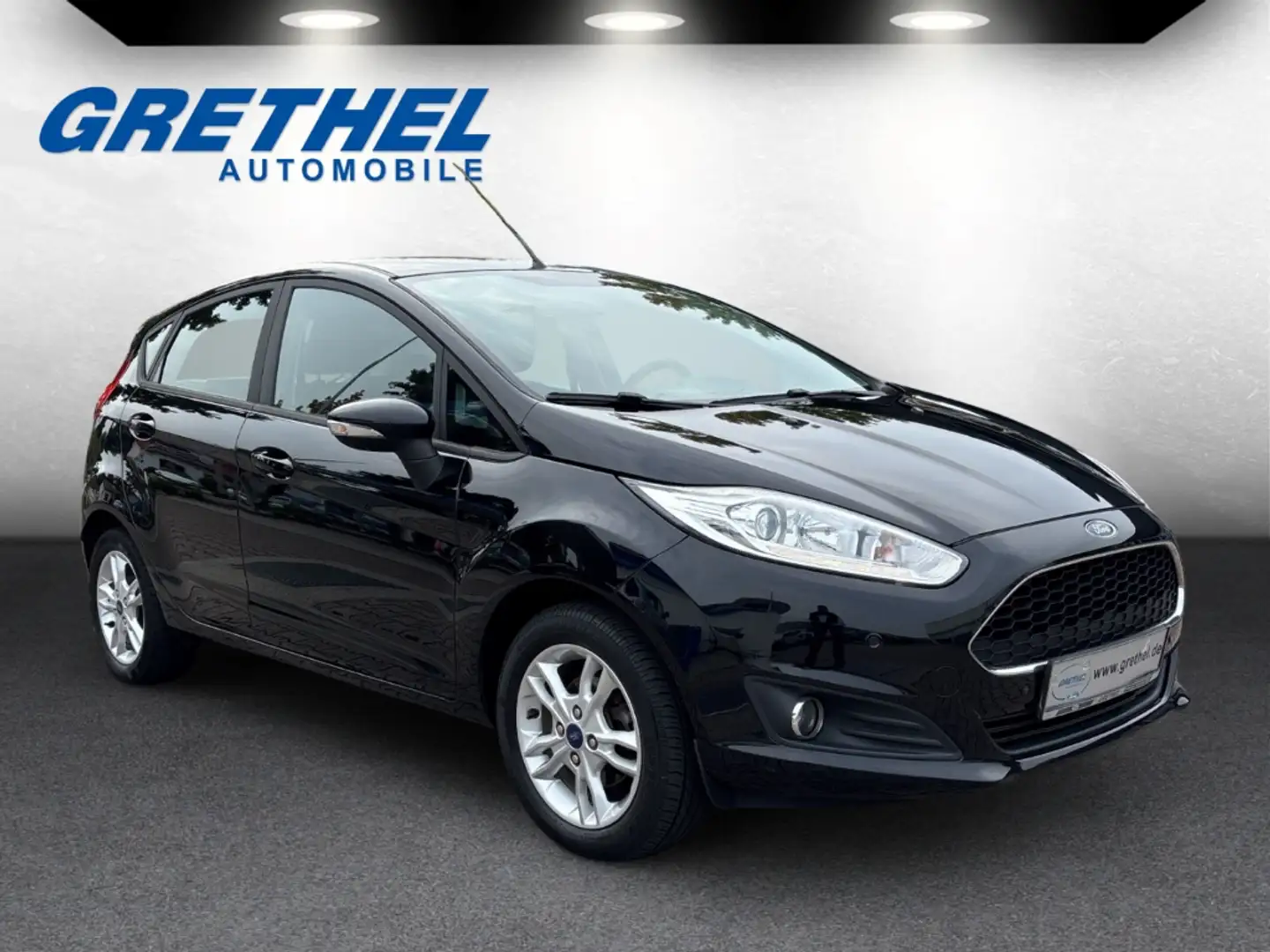 Ford Fiesta Celebration 1.0 SHZ Notbremsass. PDC Berganfahrass Schwarz - 1
