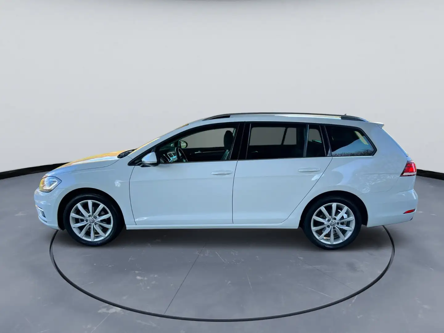 Volkswagen Golf Variant 1.5 TSI DSG Highl. LED NAVI PDC ACC Weiß - 2