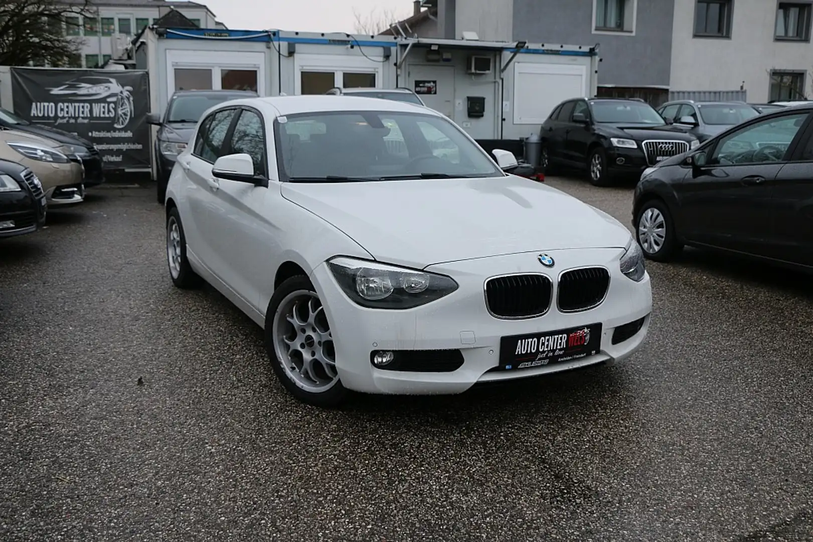 BMW 116 i Weiß - 1