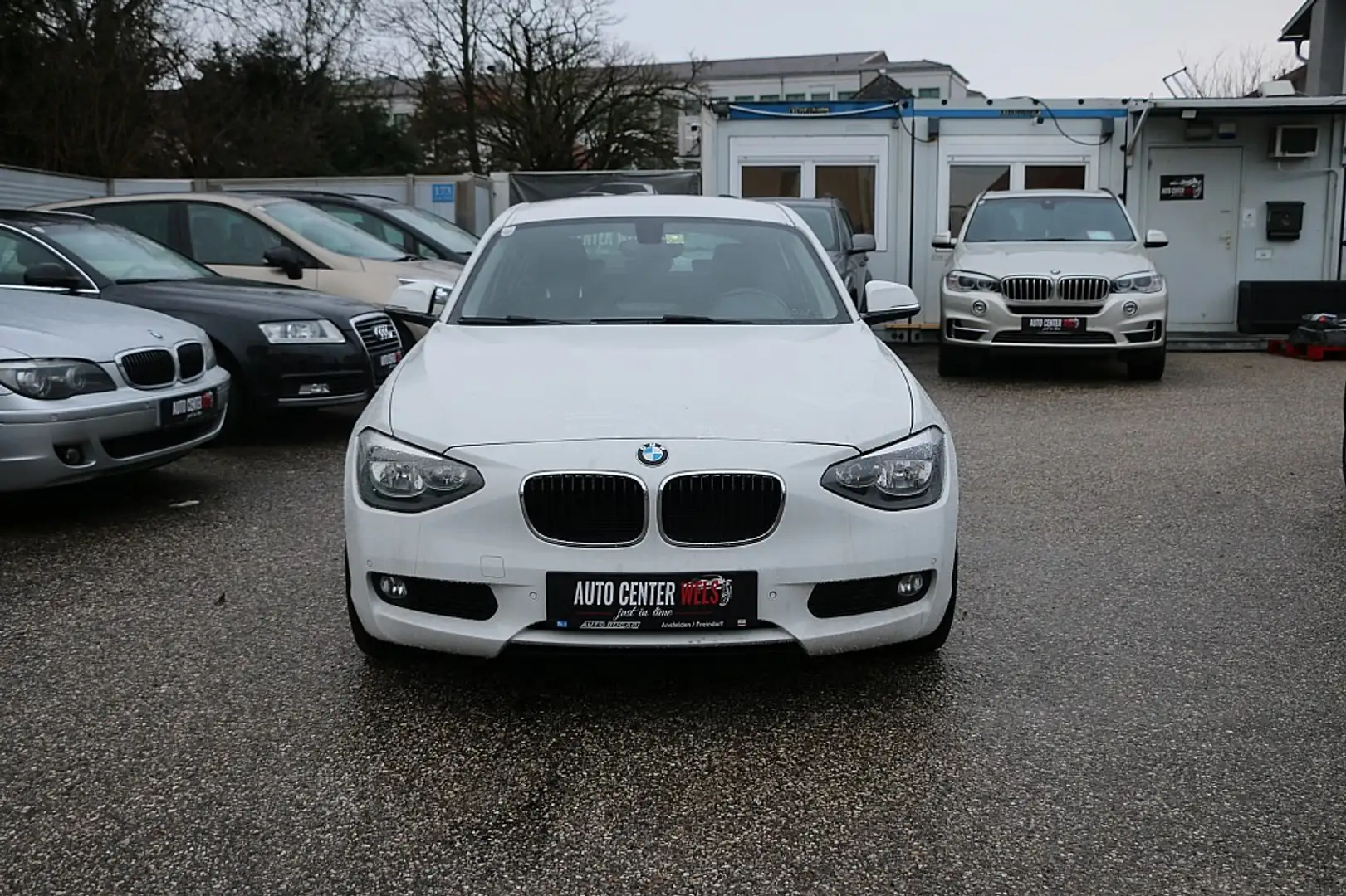 BMW 116 i Weiß - 2