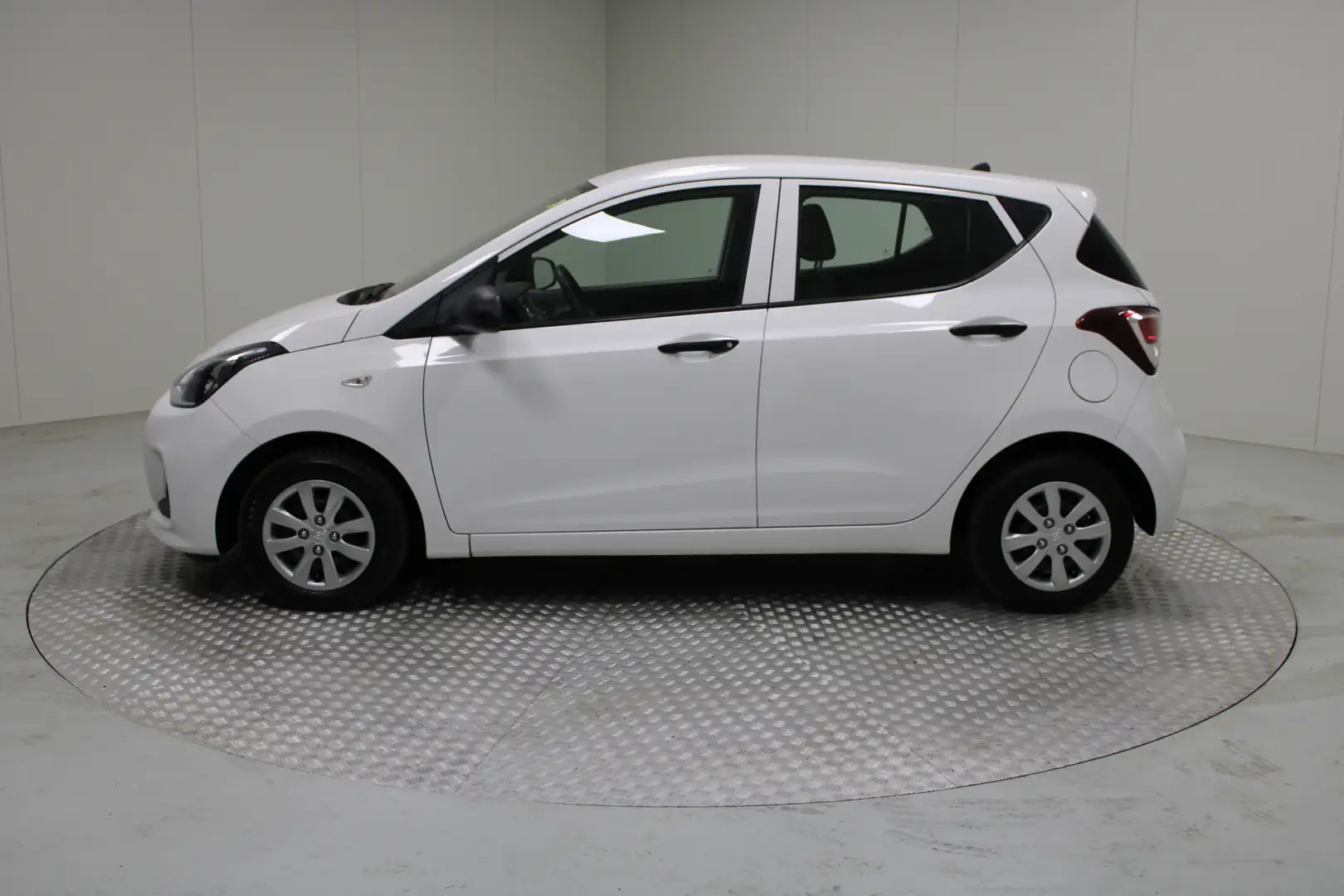 Hyundai i10 1.0i i-Drive | Radio Bianco - 2
