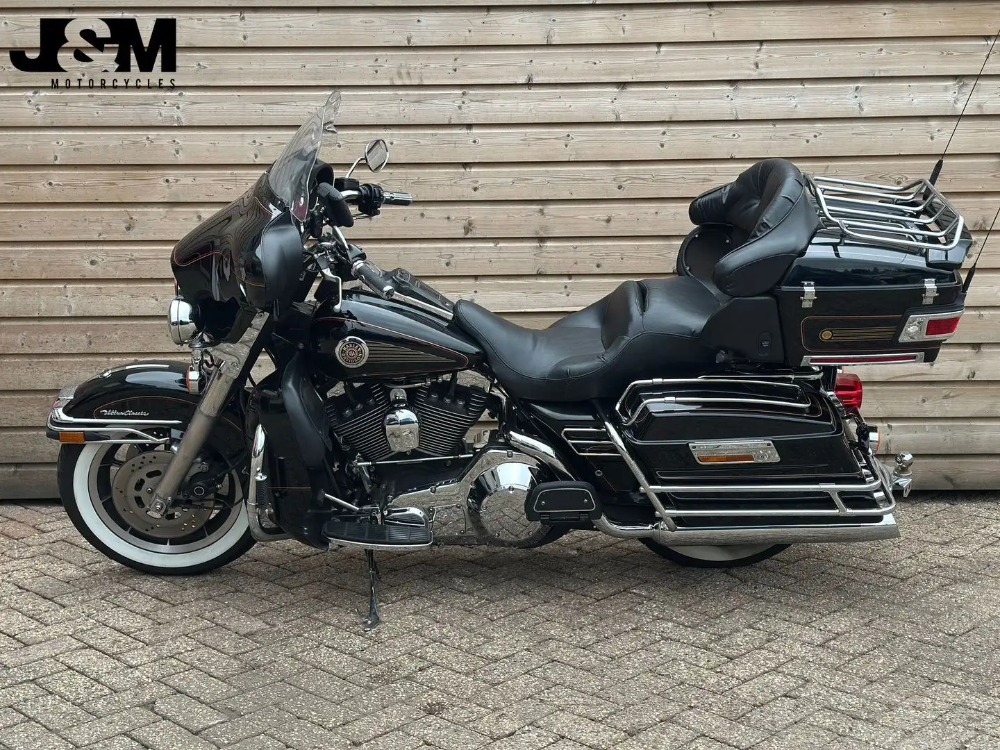 Harley-Davidson Electra Glide ULTRA CLASSIC FLHTCUI Zwart - 2