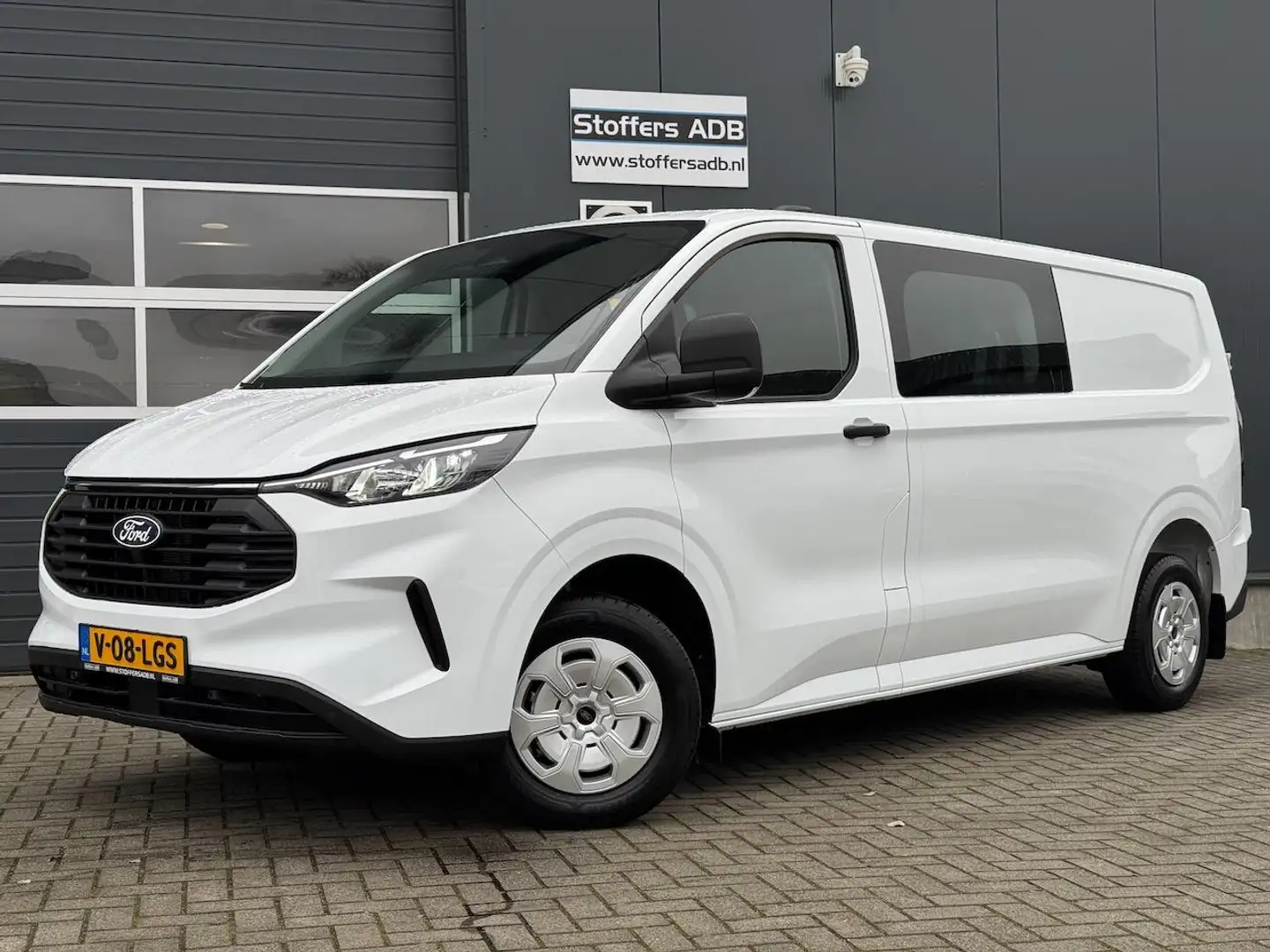 Ford Transit Custom 320 2.0 TDCI 136pk L2H1 Trend DC | BPM VRIJ | 5 ja Wit - 1