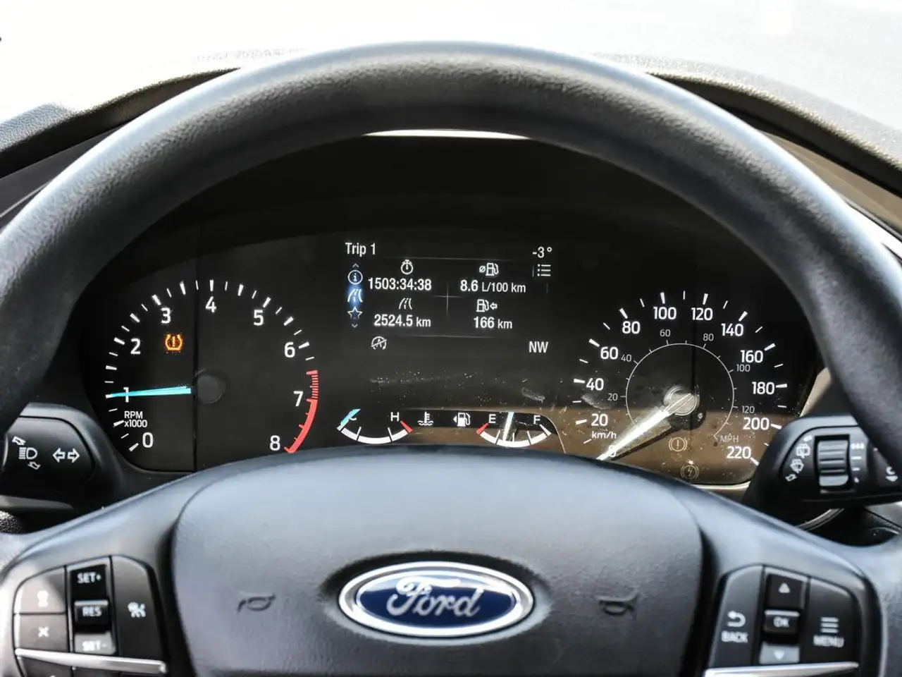 Ford Escape снимка Ford Escape