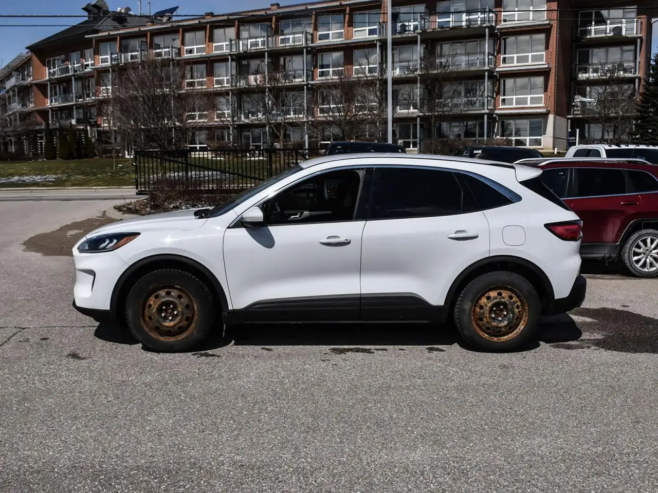 Ford Escape снимка Ford Escape