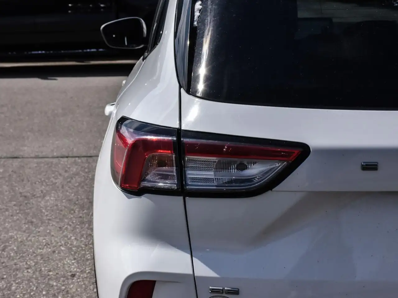 Ford Escape снимка Ford Escape