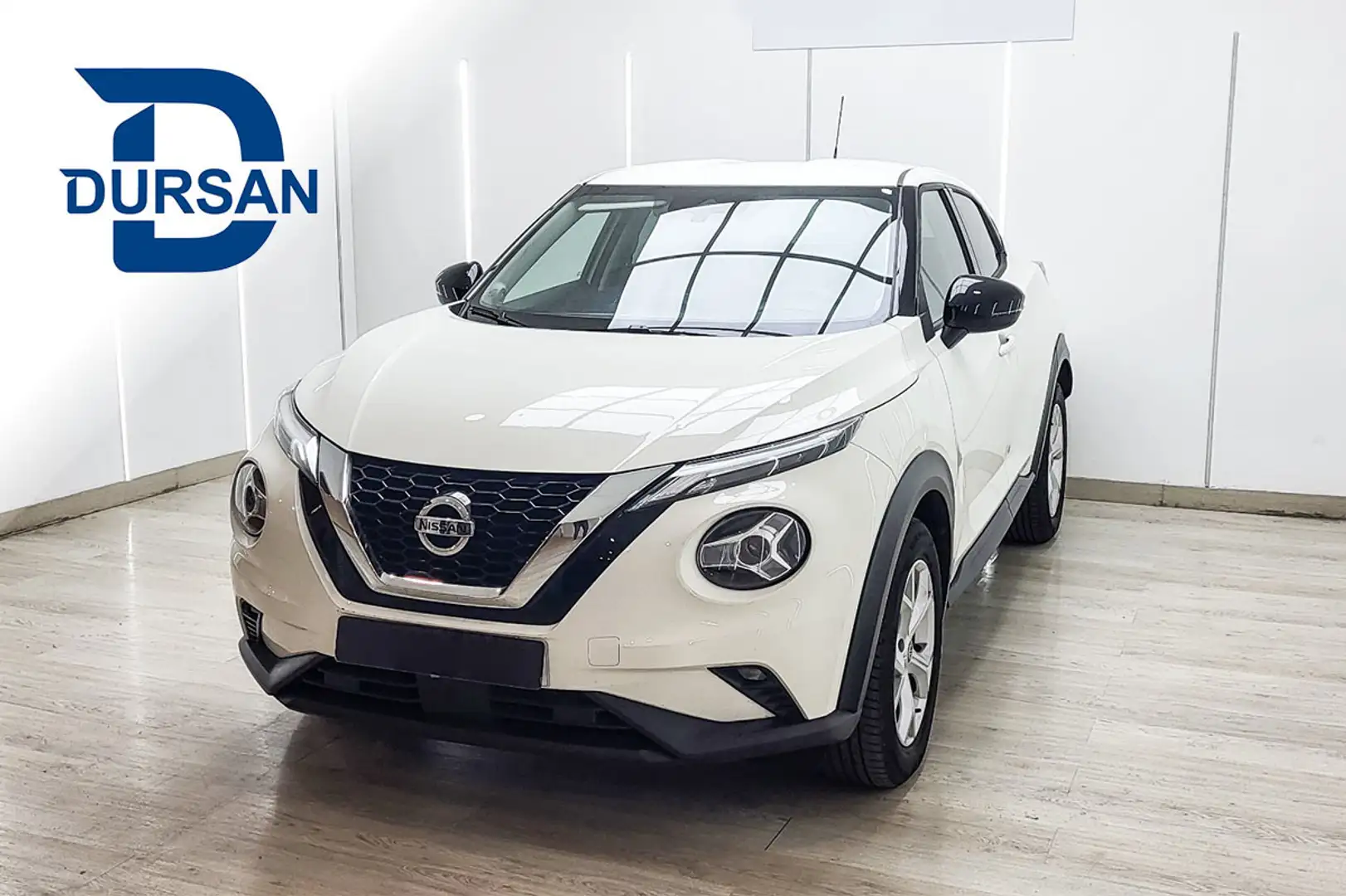 Nissan Juke 1.0 DIG-T Acenta 4x2 114 - 1