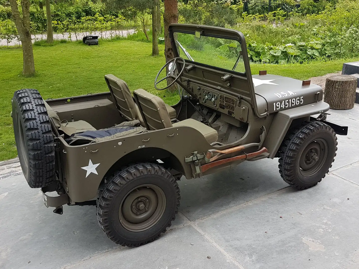 Jeep Willys M38 Willys - Overland Groen - 2