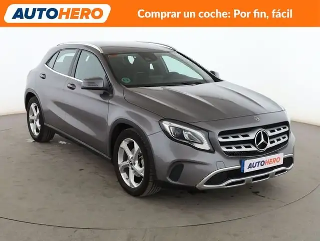 Mercedes-Benz Gla view 8