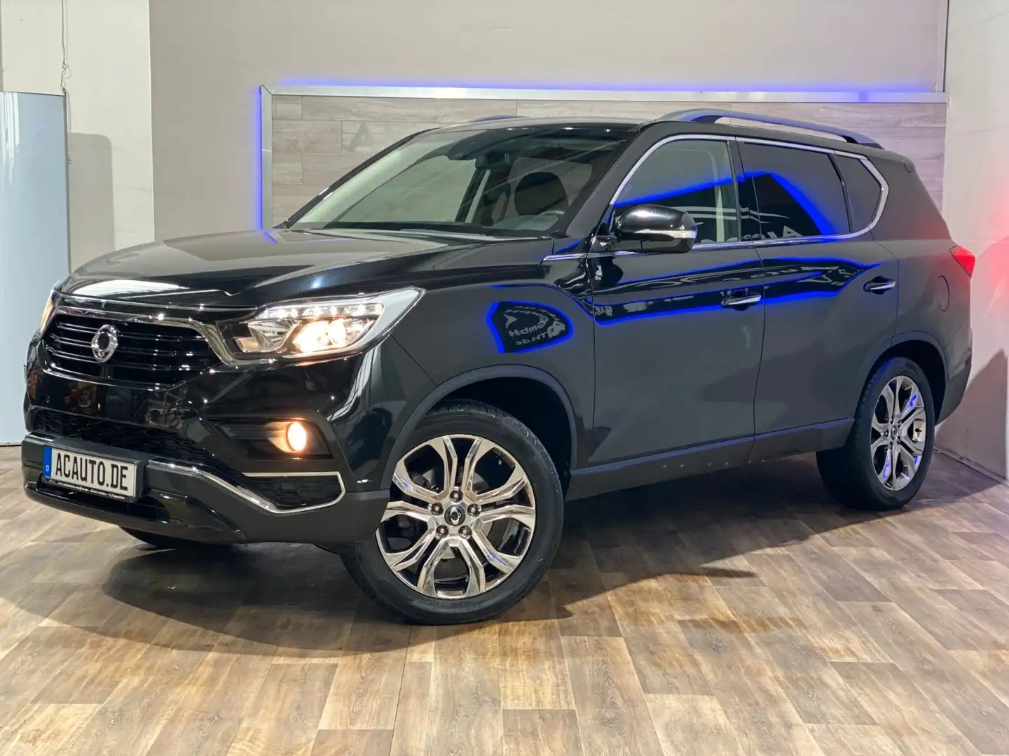 SsangYong Rexton 2.2D Crystal +4WD +AHK +RFK +20"Felgen Noir - 1
