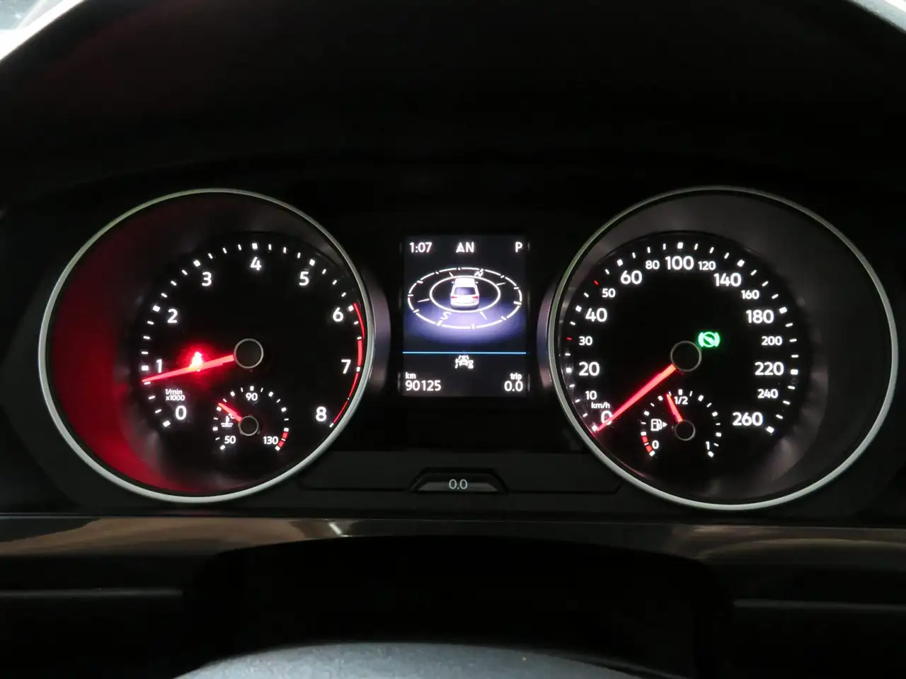 Volkswagen Tiguan снимка Volkswagen Tiguan