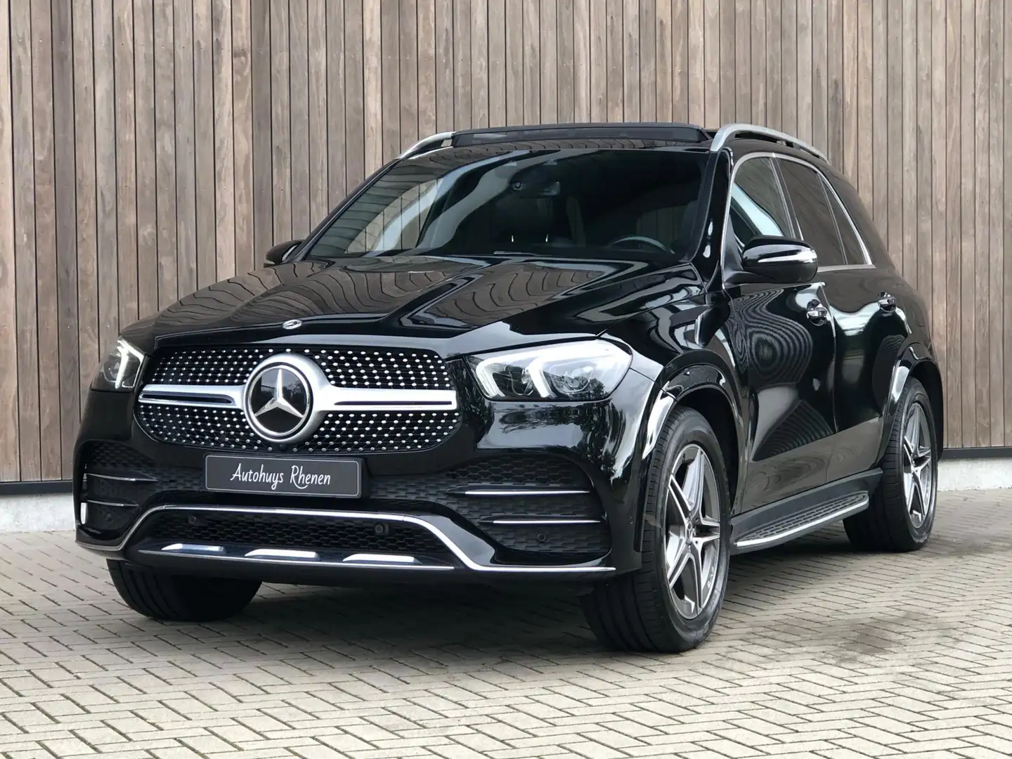Mercedes-Benz GLE 350 de 4MATIC Premium Plus / AMG Zwart - 2