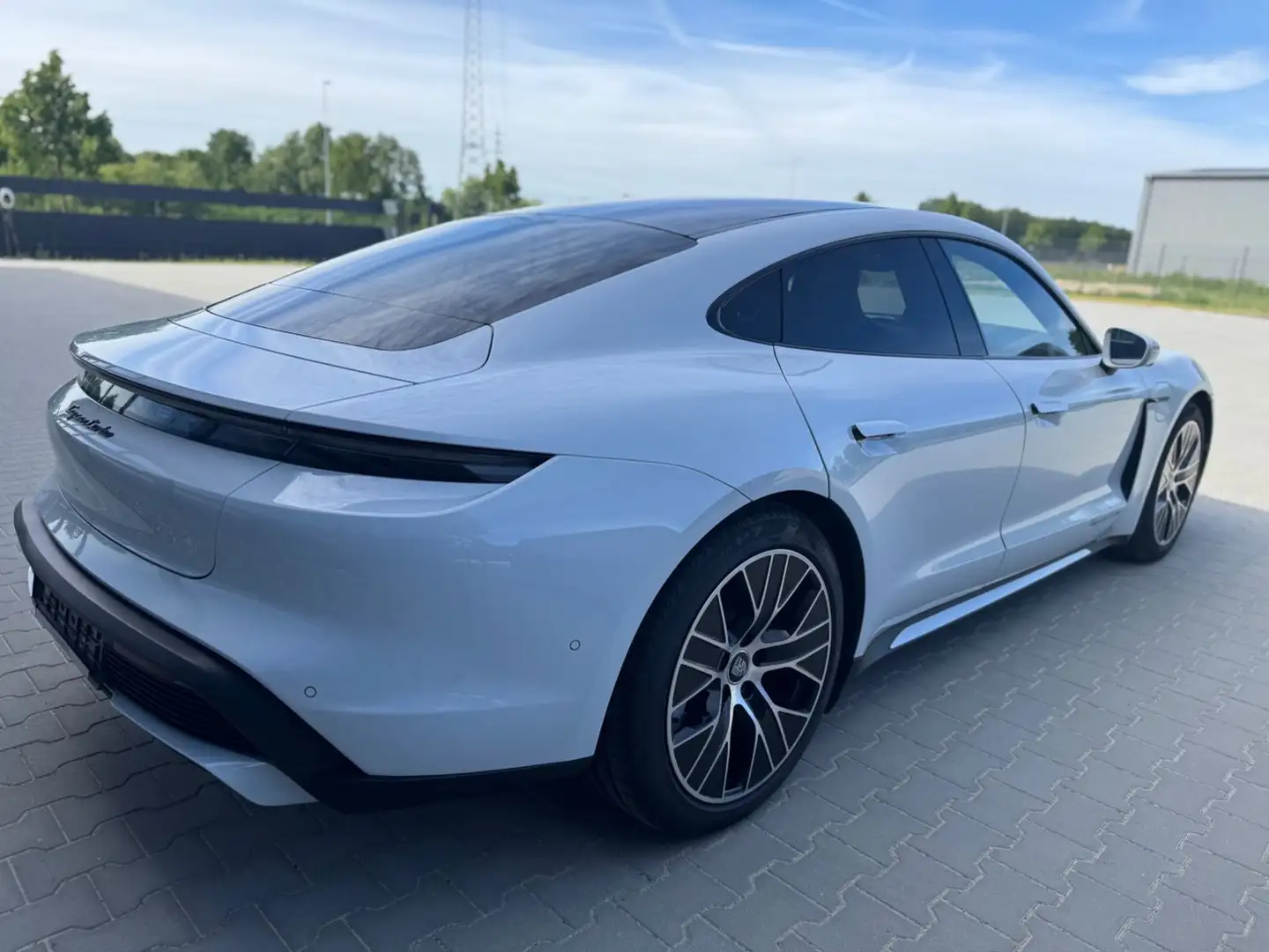 Porsche Taycan Turbo -Pano-Sitzbel.-  Beifahrer-Display Weiß - 2