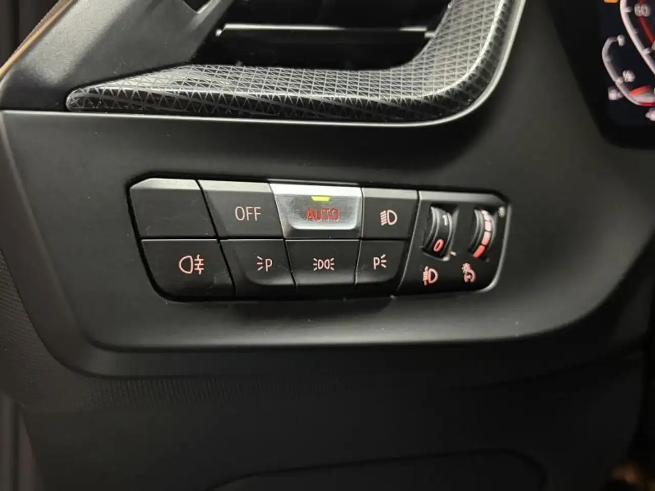 BMW 118 3 ans GARANTIE 1.5i 136cv *CARPLAY*NAVI*CAMERA*CAP, миниатюра 9