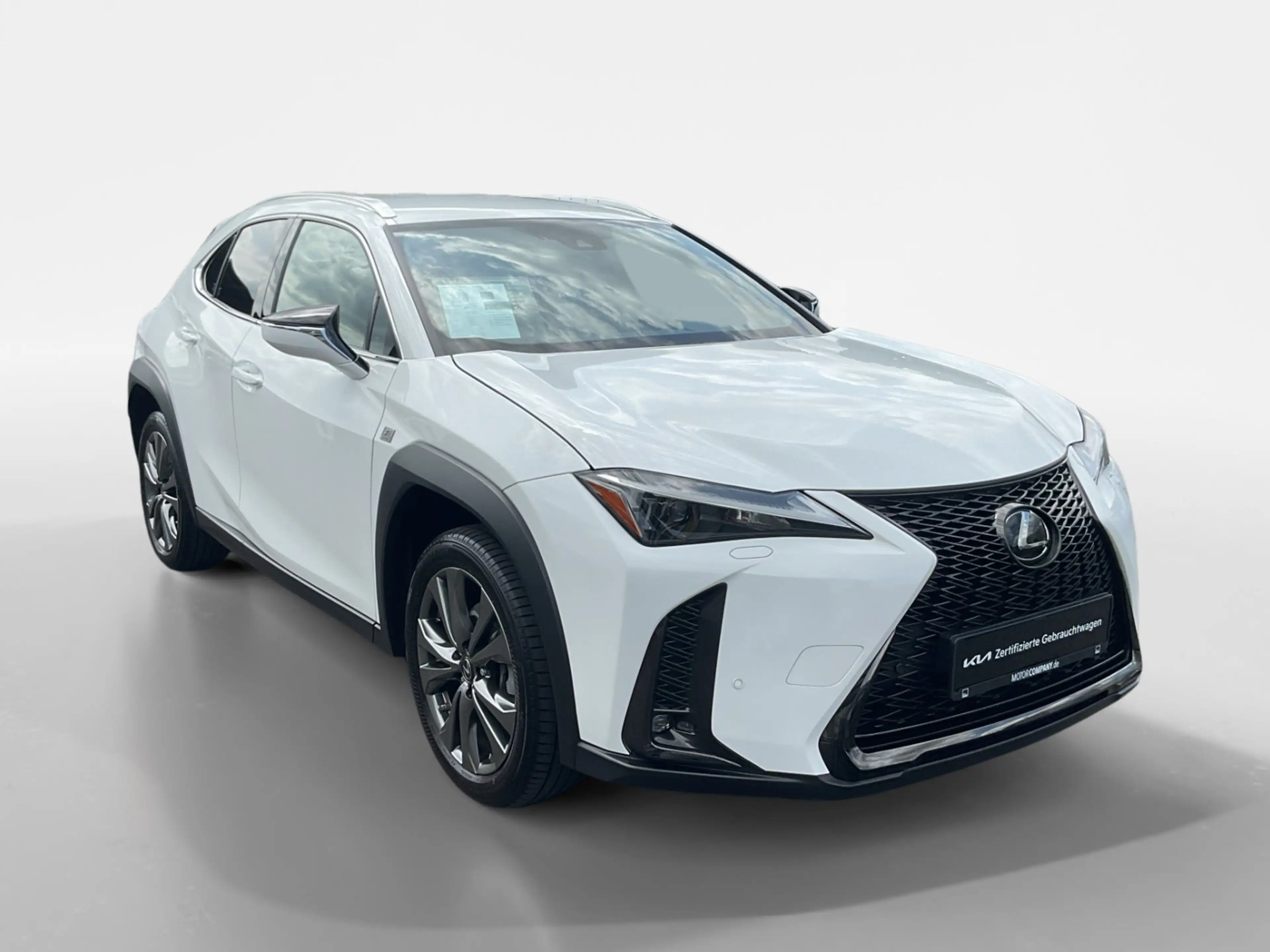 Lexus UX 250h F Sport Design +Kamera+CarPlay+SHZ+ — photo 6
