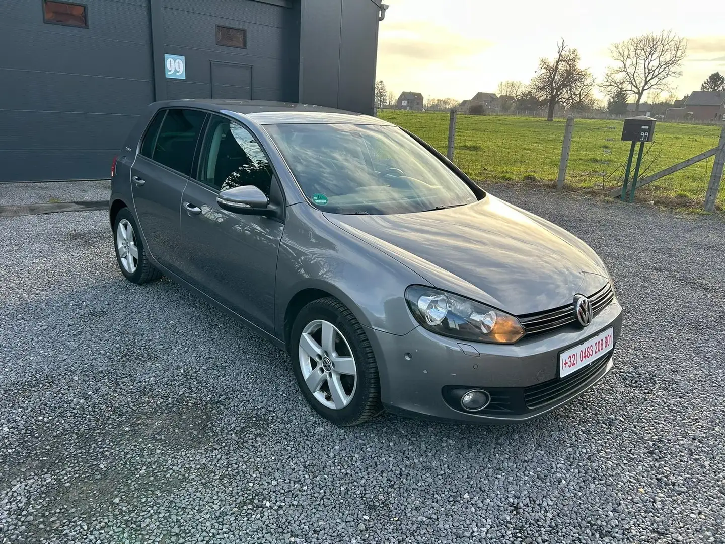 Volkswagen Golf 6 1.2TSI TEAM FULL CARNET COMPLET Euro 5a Gris - 1