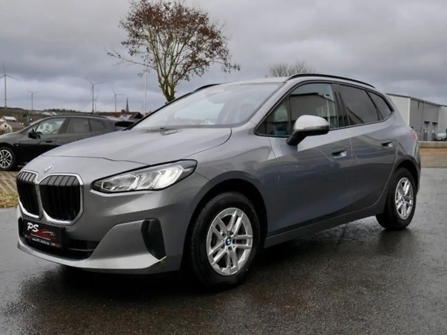 BMW 220 220i Steptronic Active Tourer +Pano+AHK+Kamera Grau - 1