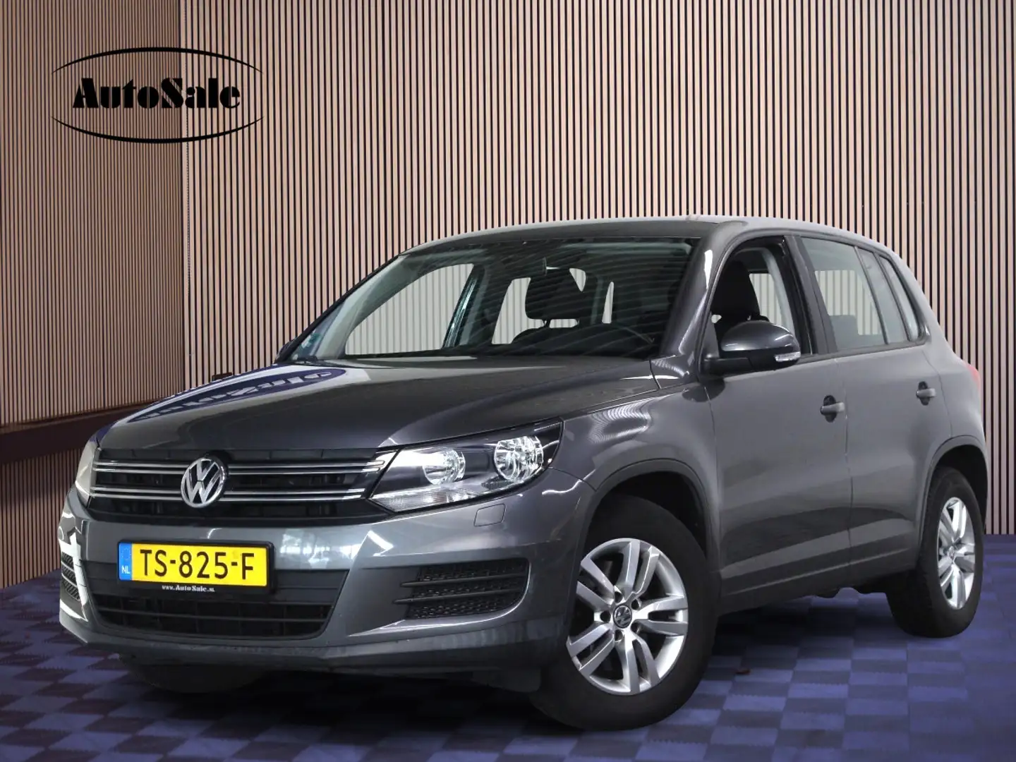 Volkswagen Tiguan 1.4 TSI Sport&Style NAVI STOELVW PDC CRUISE '14 Grijs - 1