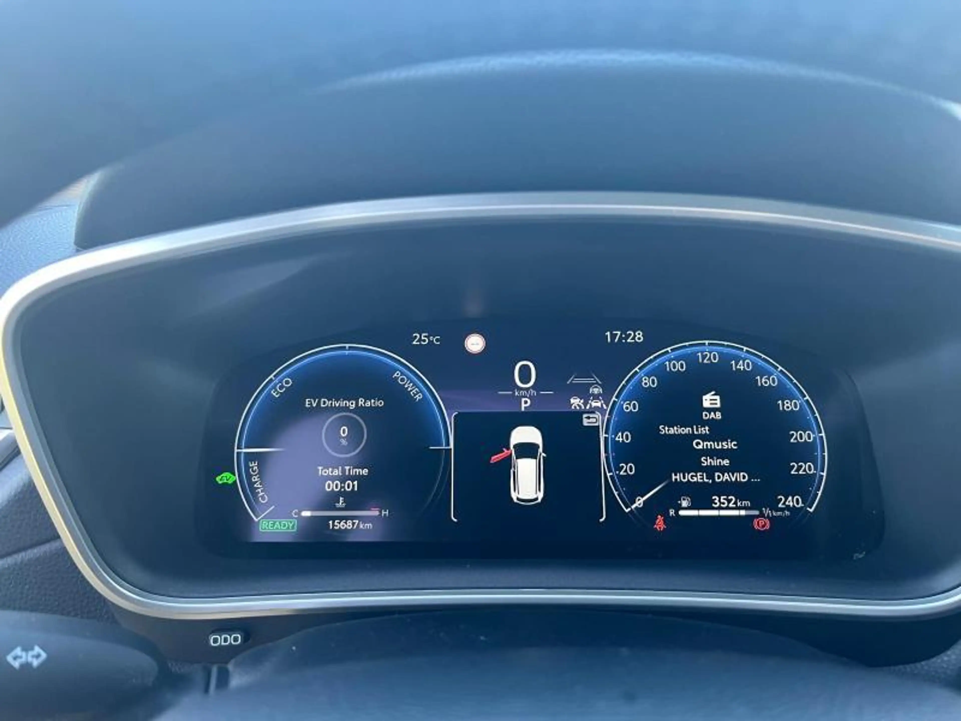 Toyota Corolla Cross 1.8 HYB STYLE — photo 13